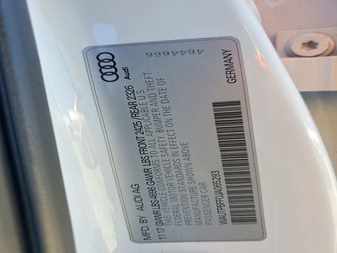 2018 Audi A3 E-tron Premium Plus White vin: WAUTPBFF0JA065293