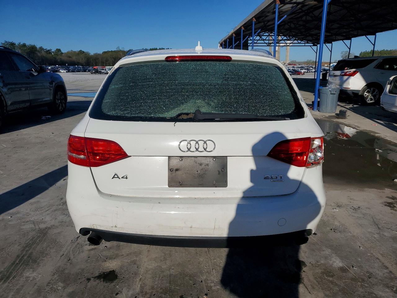 2009 Audi A4 2.0t Avant Quattro White vin: WAUVF78K09A198750