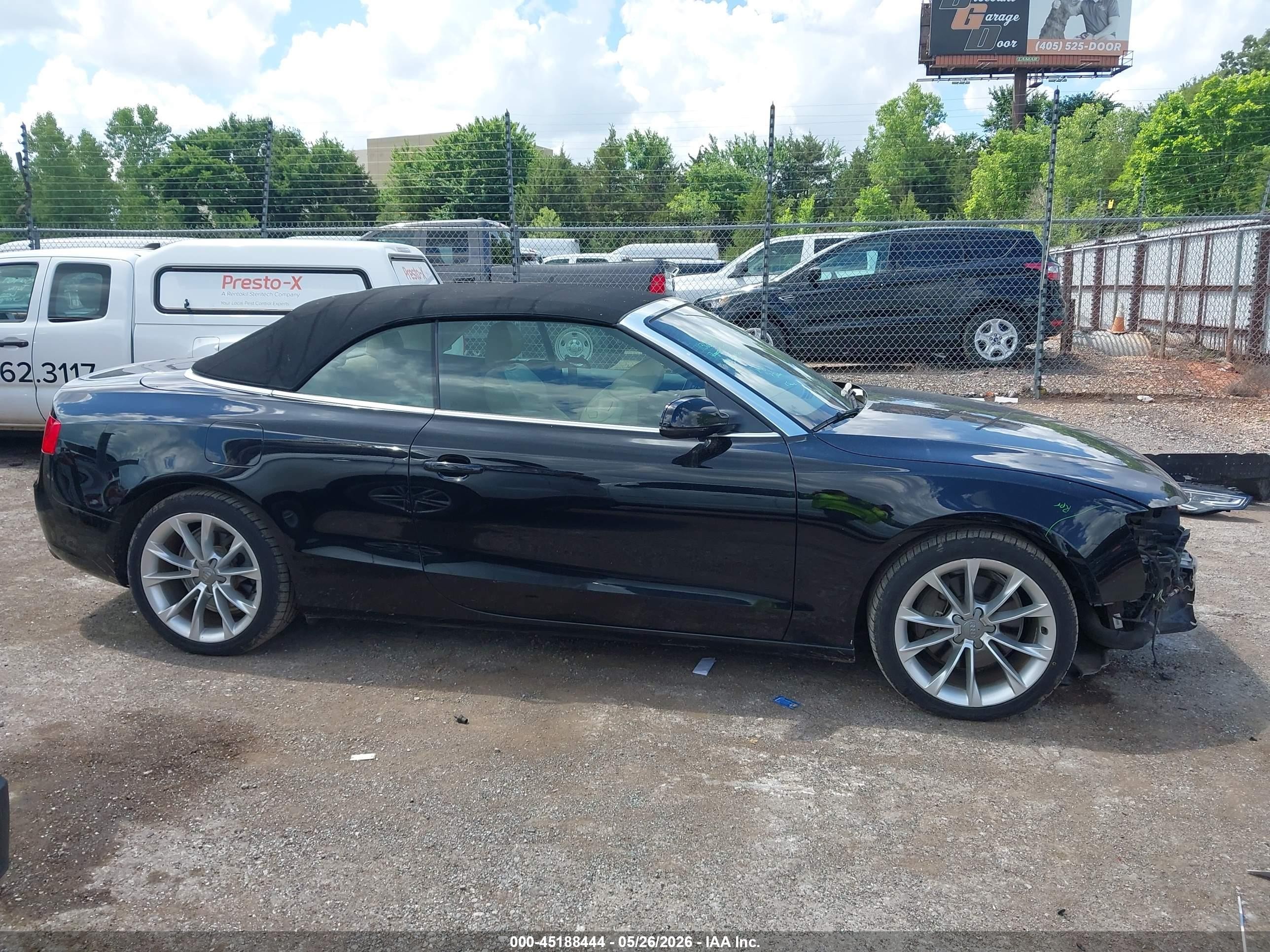 2013 Audi A5 2.0t Premium Black vin: WAUVFAFH1DN000747