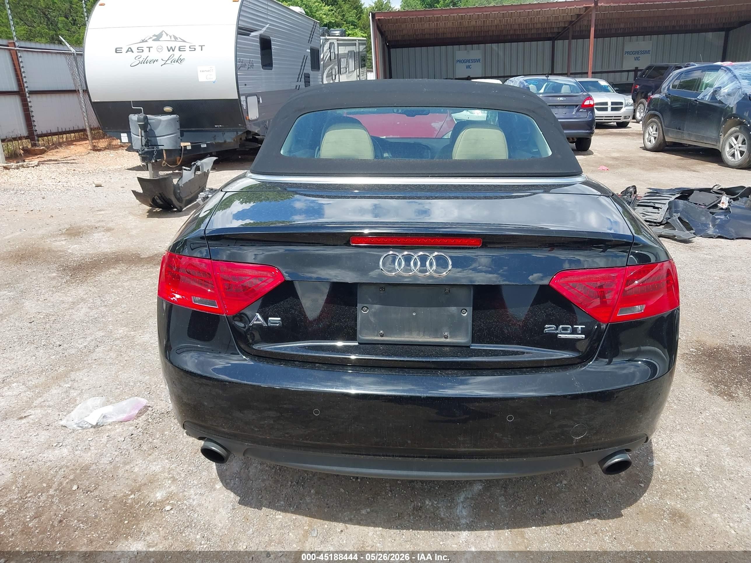 2013 Audi A5 2.0t Premium Black vin: WAUVFAFH1DN000747