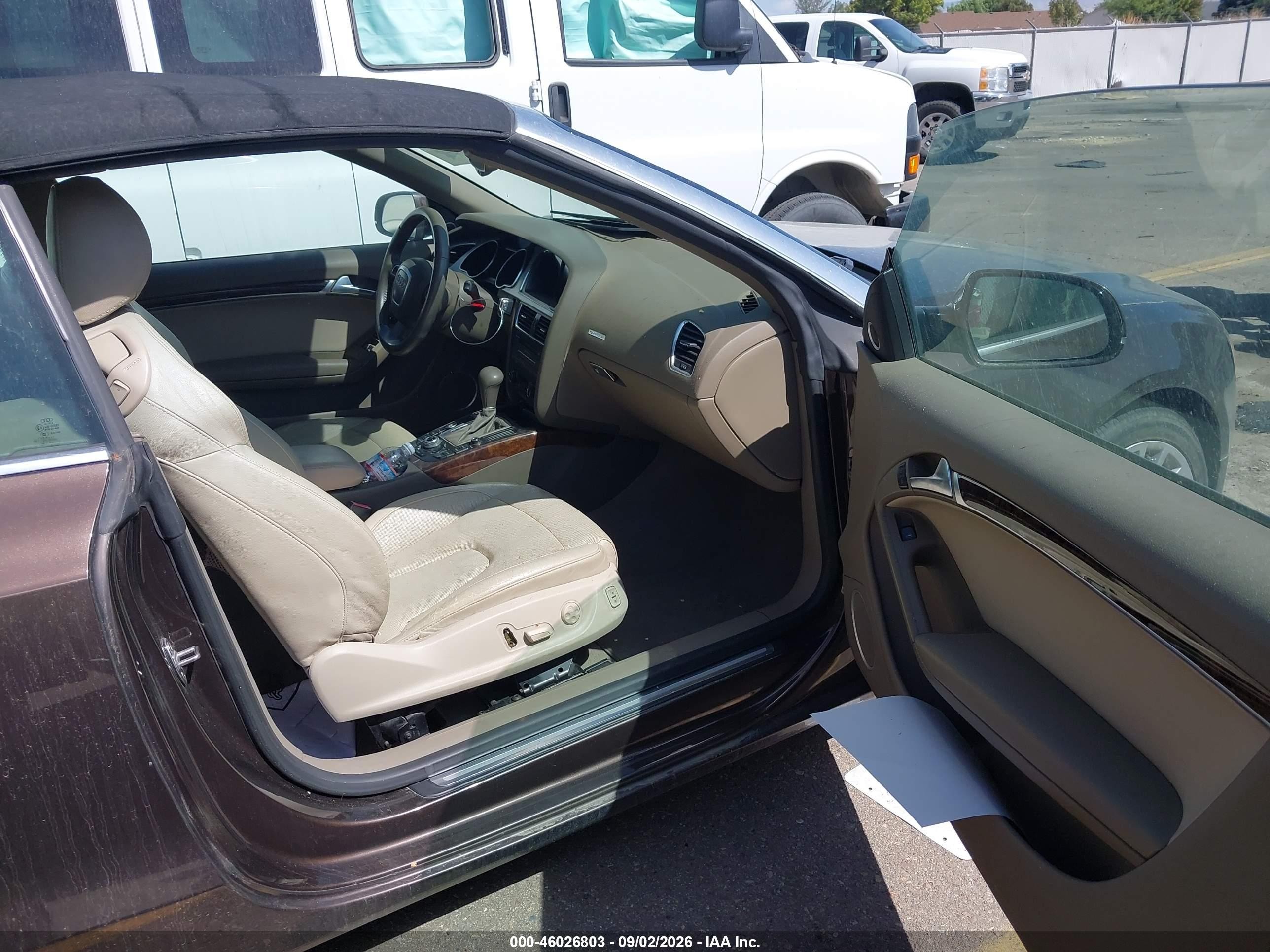 2011 Audi A5 2.0t Premium Коричневый vin: WAUVFAFH4BN019208