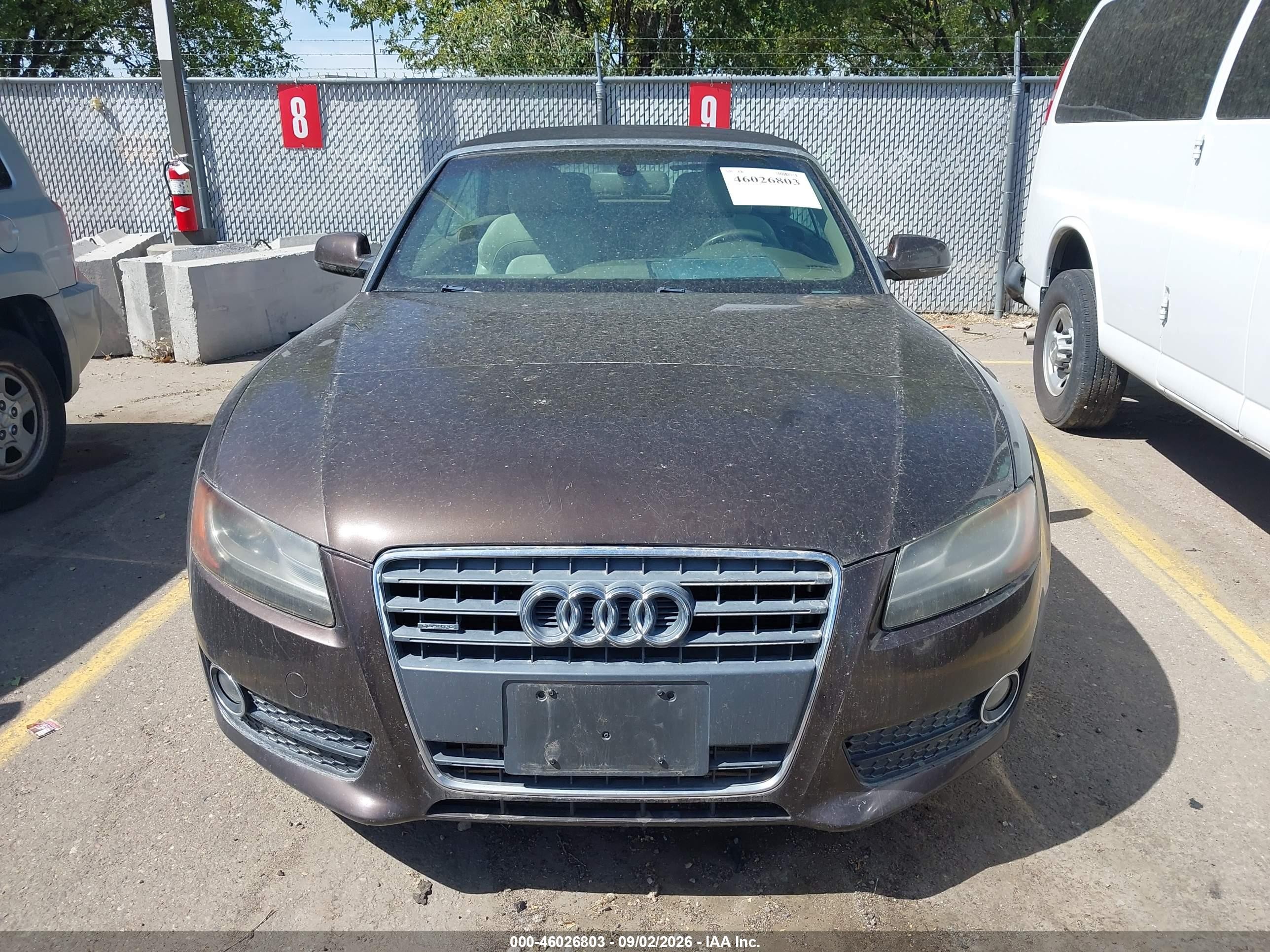 2011 Audi A5 2.0t Premium Коричневый vin: WAUVFAFH4BN019208