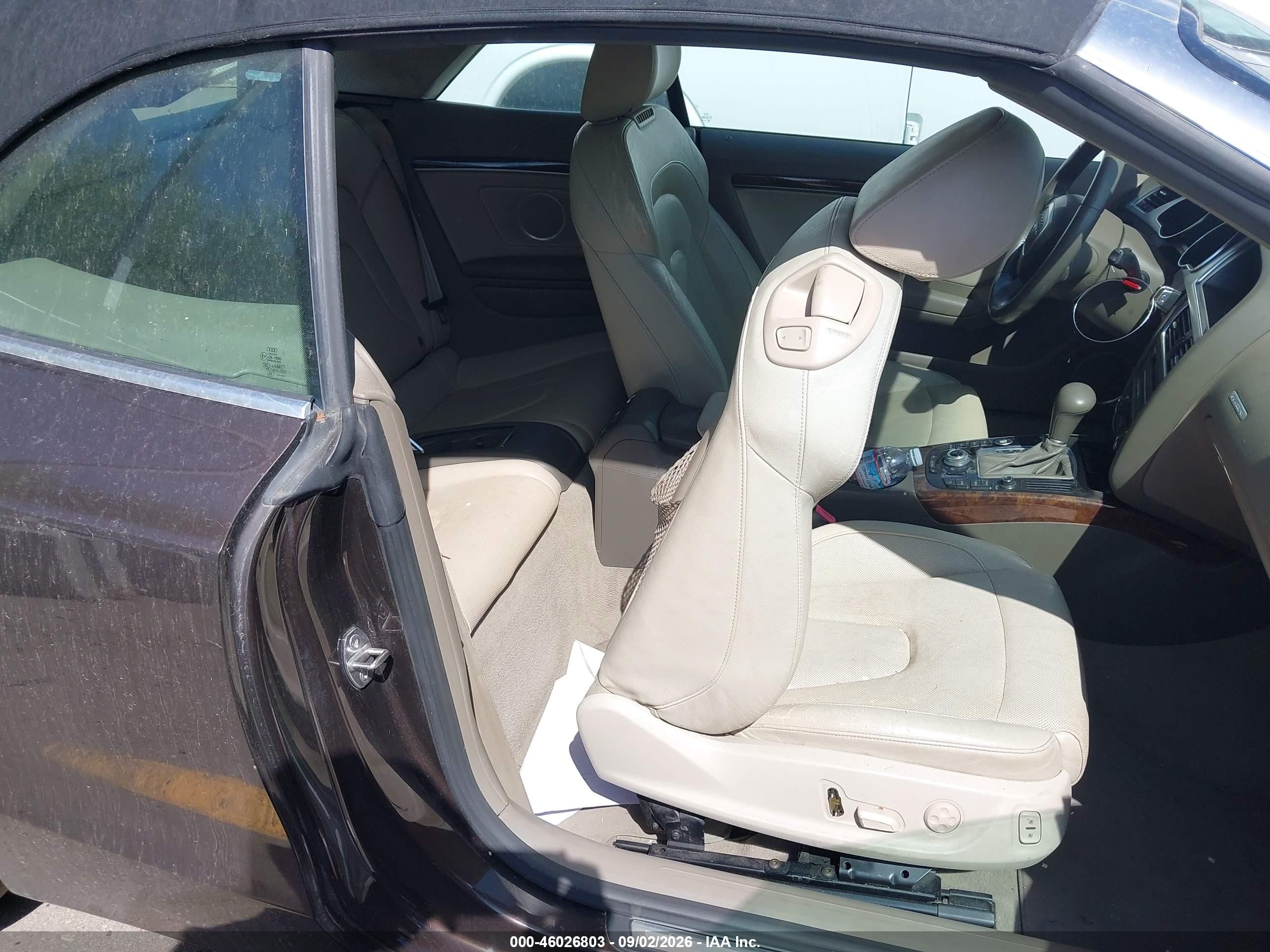 2011 Audi A5 2.0t Premium Коричневый vin: WAUVFAFH4BN019208