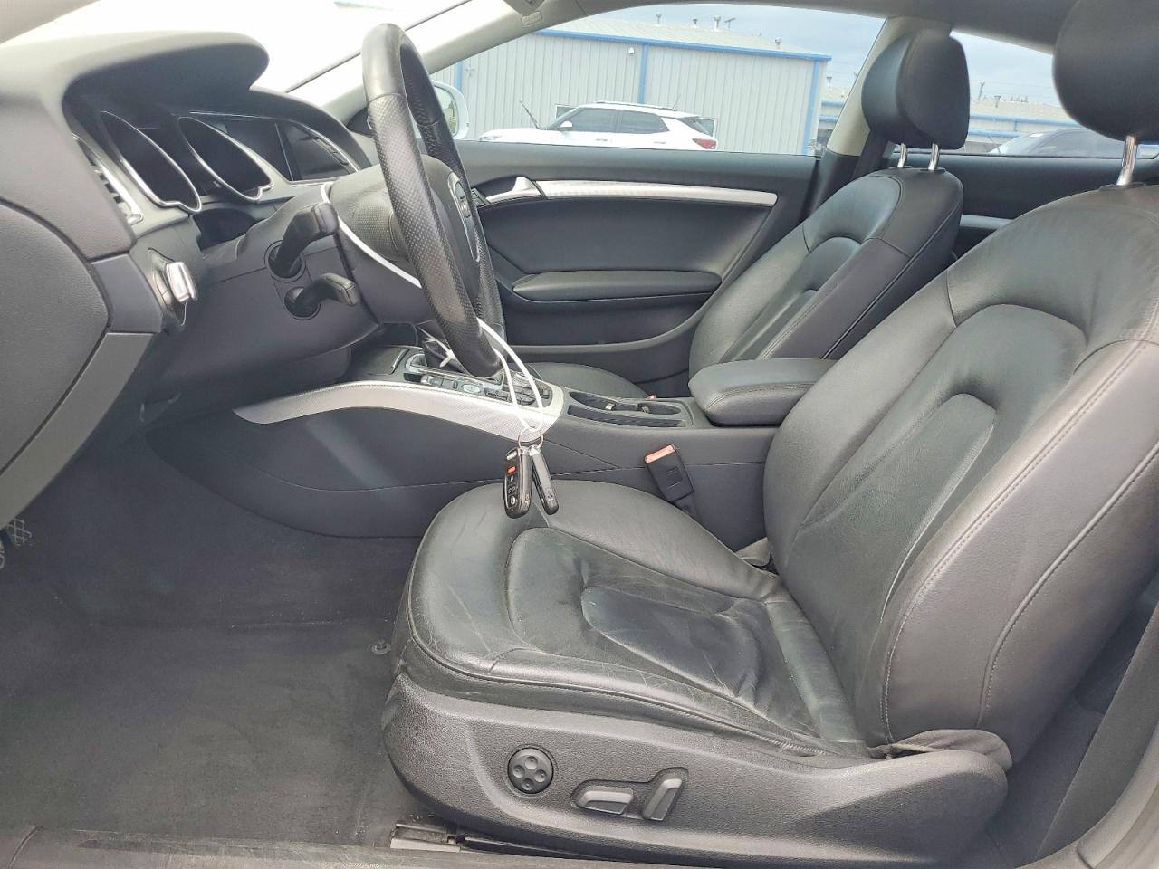 2011 Audi A5 Prestige White vin: WAUVFAFR0BA074156