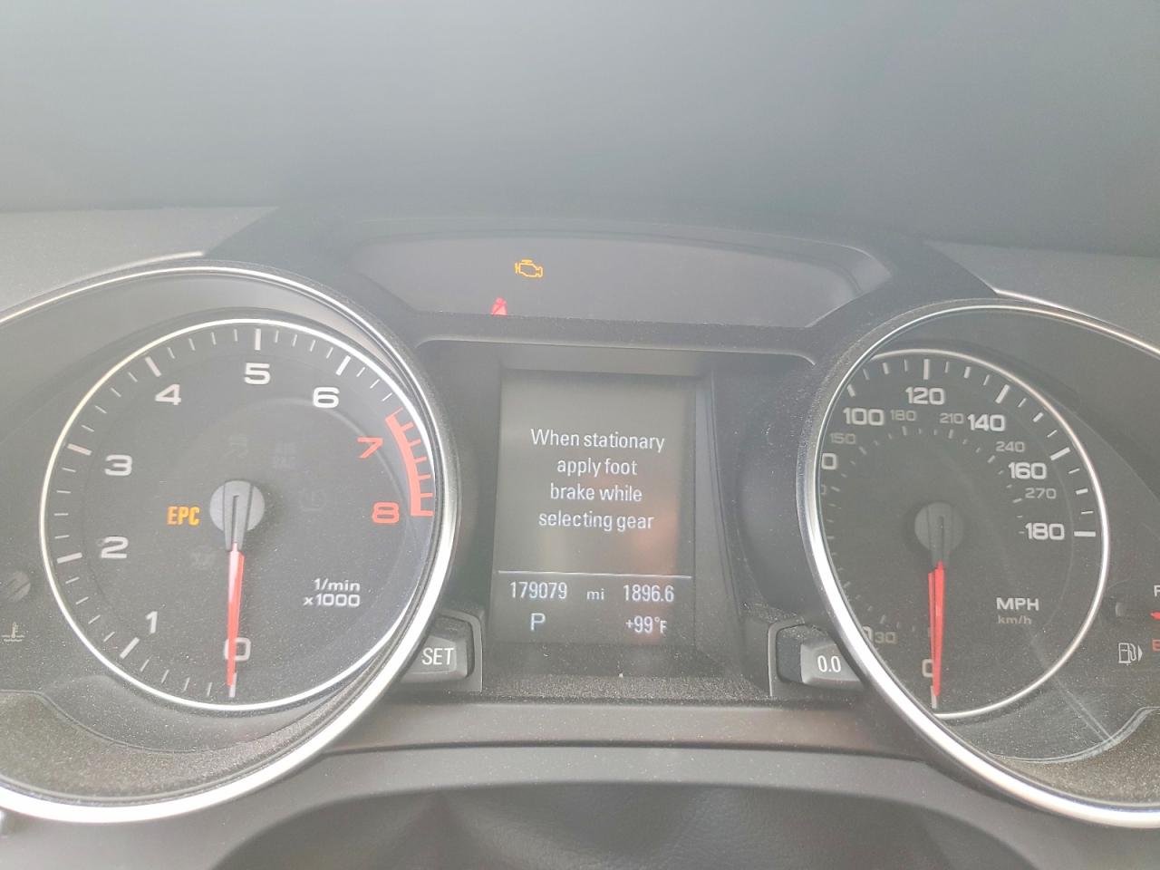 2011 Audi A5 Prestige White vin: WAUVFAFR0BA074156