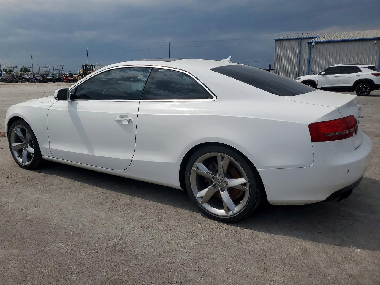 2011 Audi A5 Prestige White vin: WAUVFAFR0BA074156