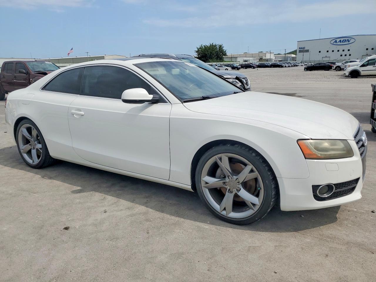 2011 Audi A5 Prestige White vin: WAUVFAFR0BA074156