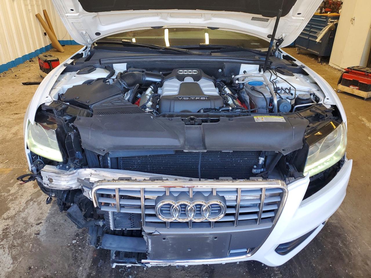2011 Audi S5 Prestige White vin: WAUVGAFH5BN009400