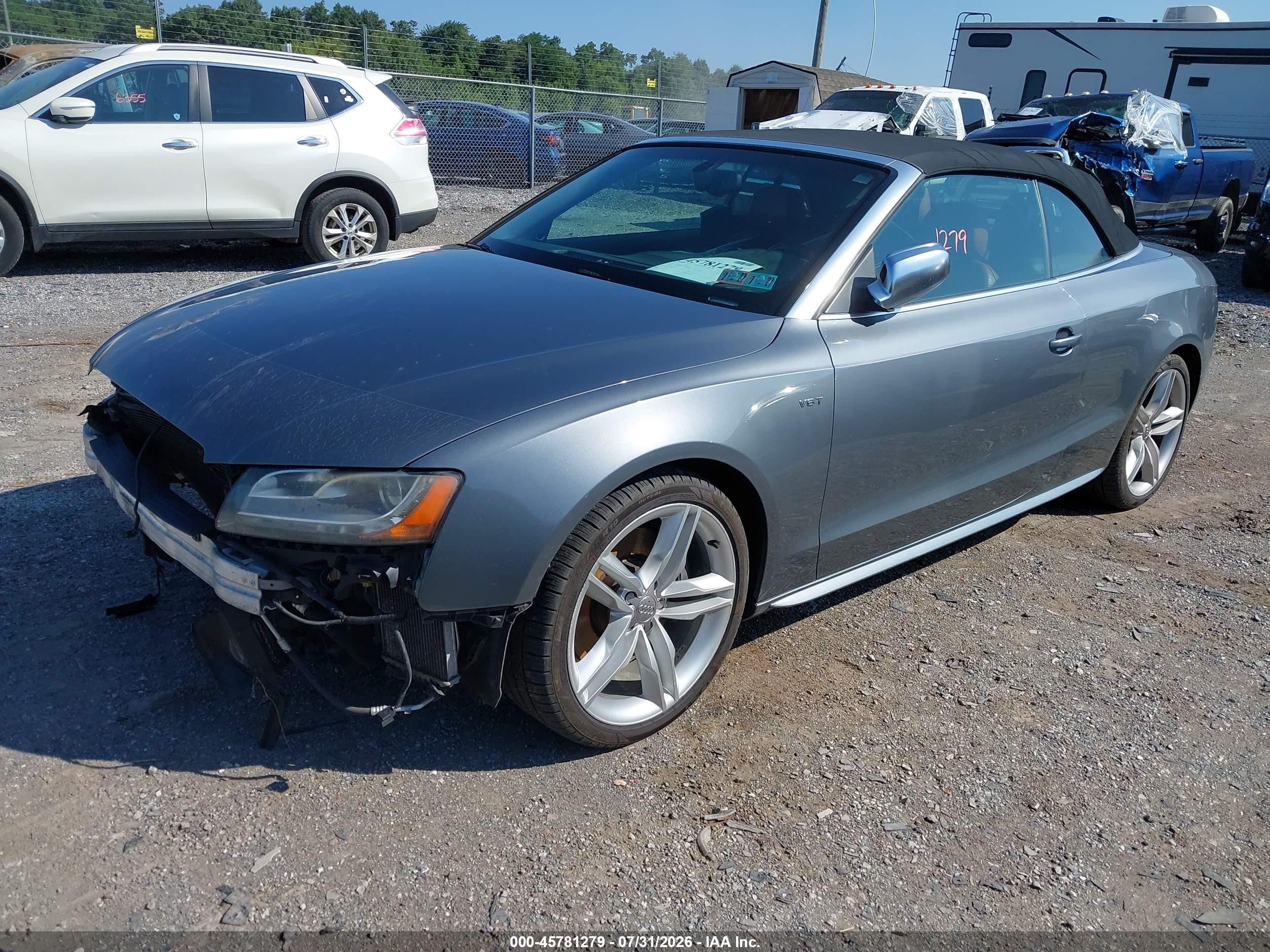 2012 Audi S5 Prestige Gray vin: WAUVGAFHXCN004131