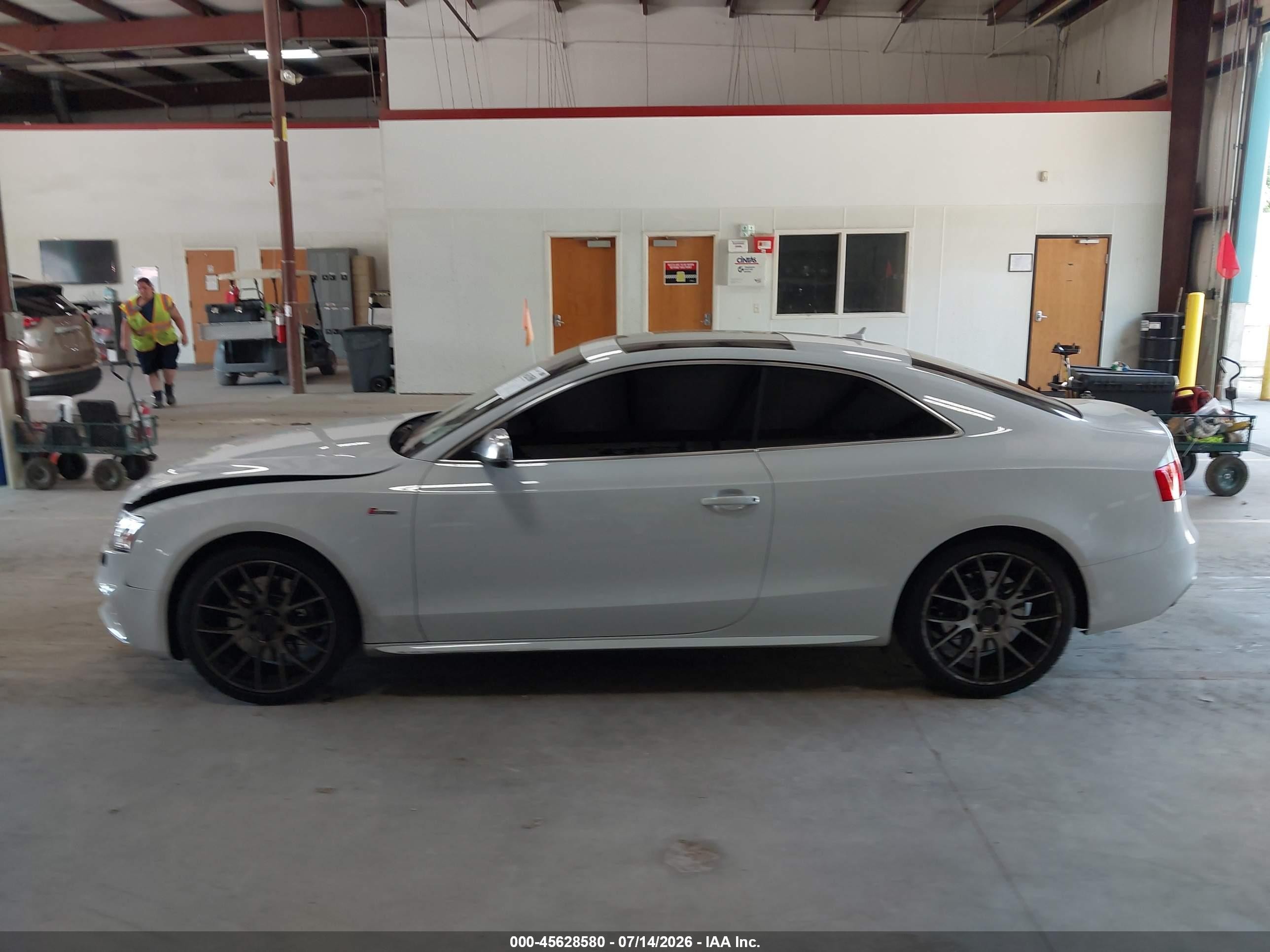 2013 Audi S5 3.0t Premium Plus White vin: WAUVGAFR8DA029255