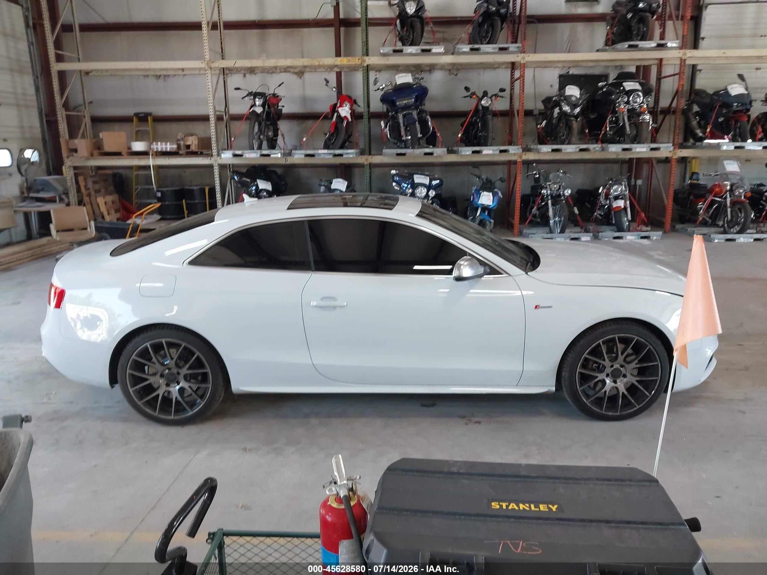 2013 Audi S5 3.0t Premium Plus White vin: WAUVGAFR8DA029255