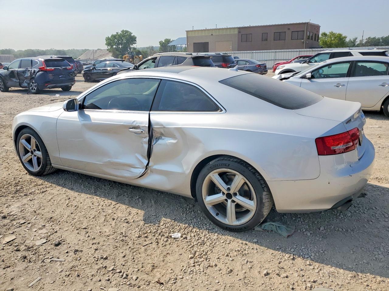 2010 Audi A5 Prestige Silver vin: WAUVKAFR7AA006155