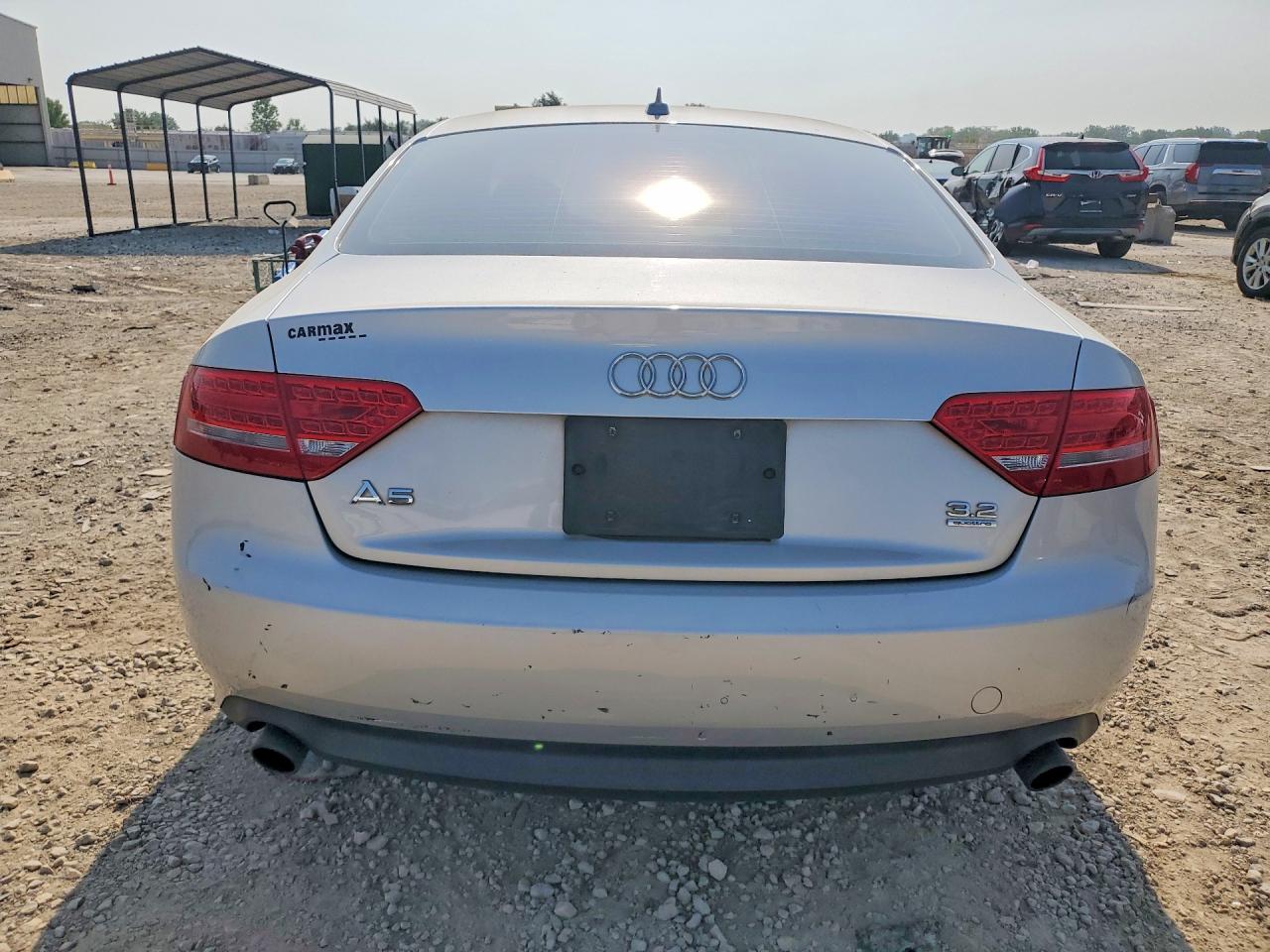 2010 Audi A5 Prestige Silver vin: WAUVKAFR7AA006155