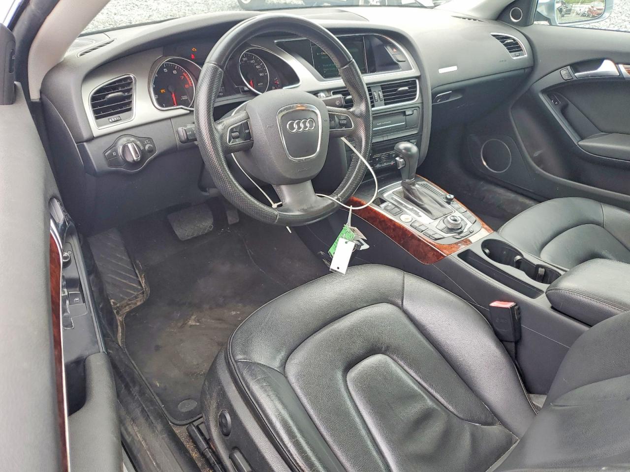 2010 Audi A5 Prestige Silver vin: WAUVKAFR8AA009517
