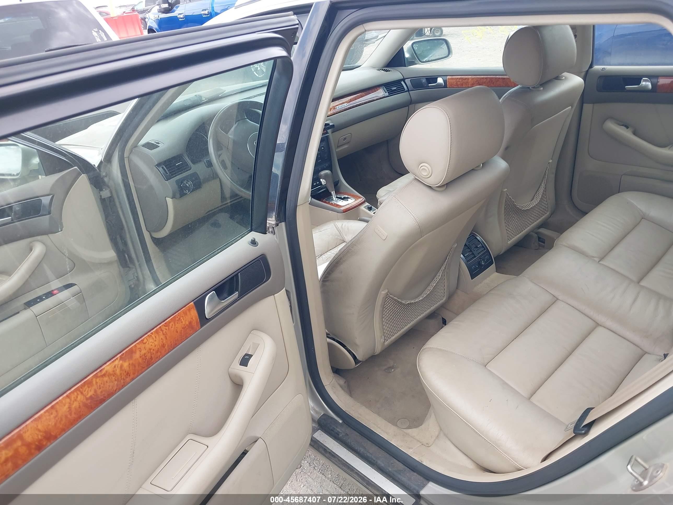2002 Audi A6 Avant Gold vin: WAUVT64B72N133935