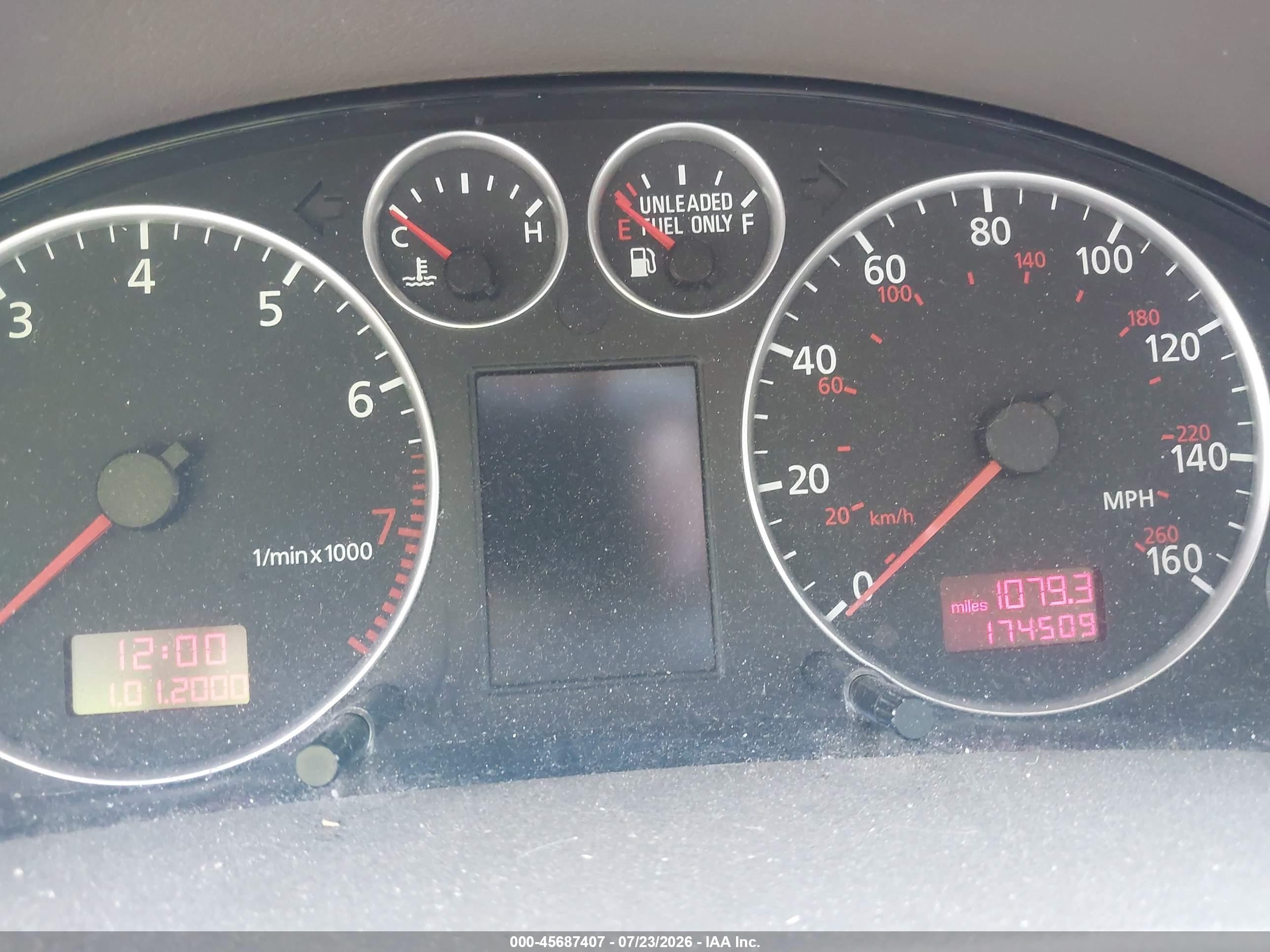 2002 Audi A6 Avant Gold vin: WAUVT64B72N133935