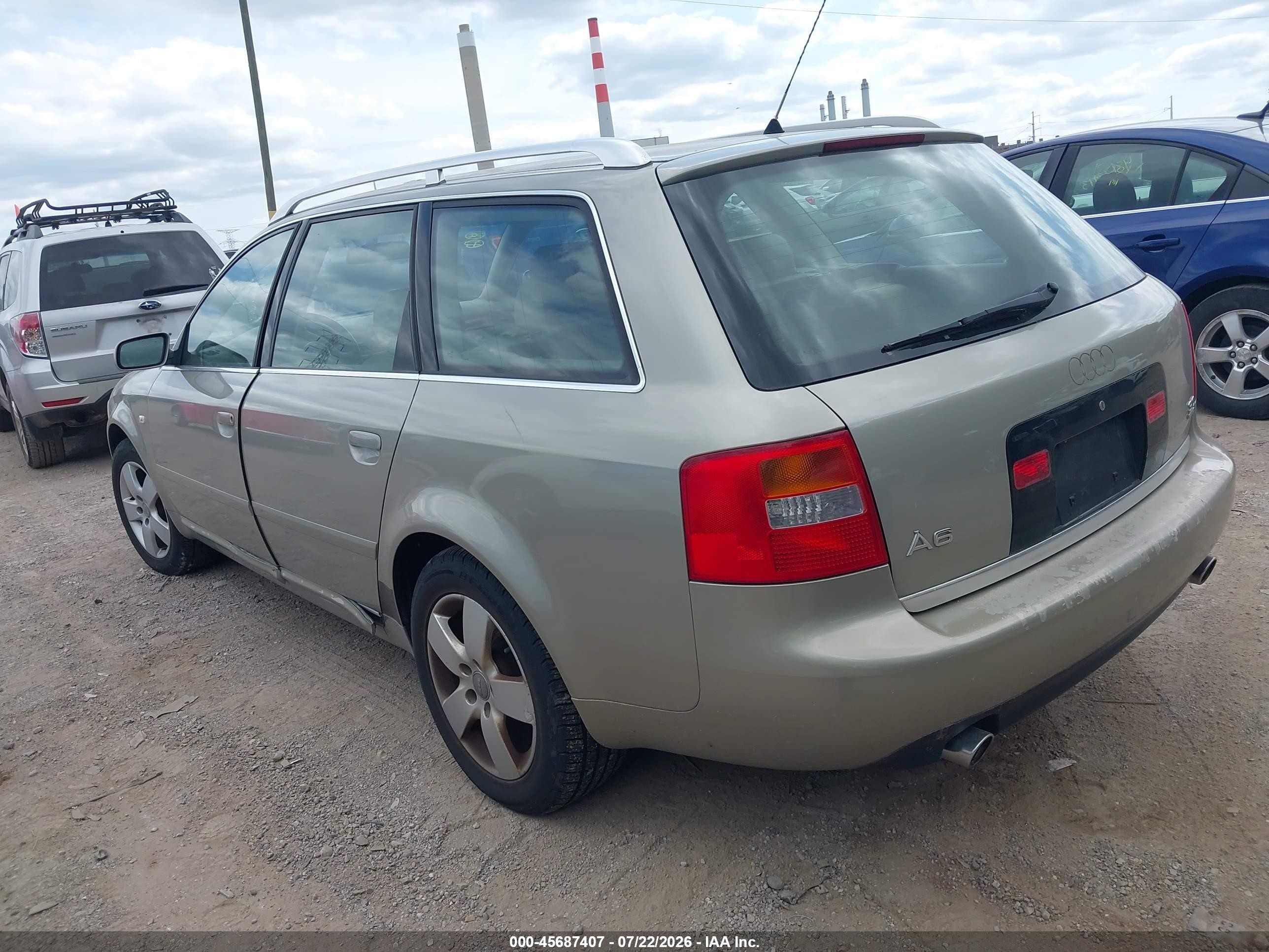 2002 Audi A6 Avant Gold vin: WAUVT64B72N133935