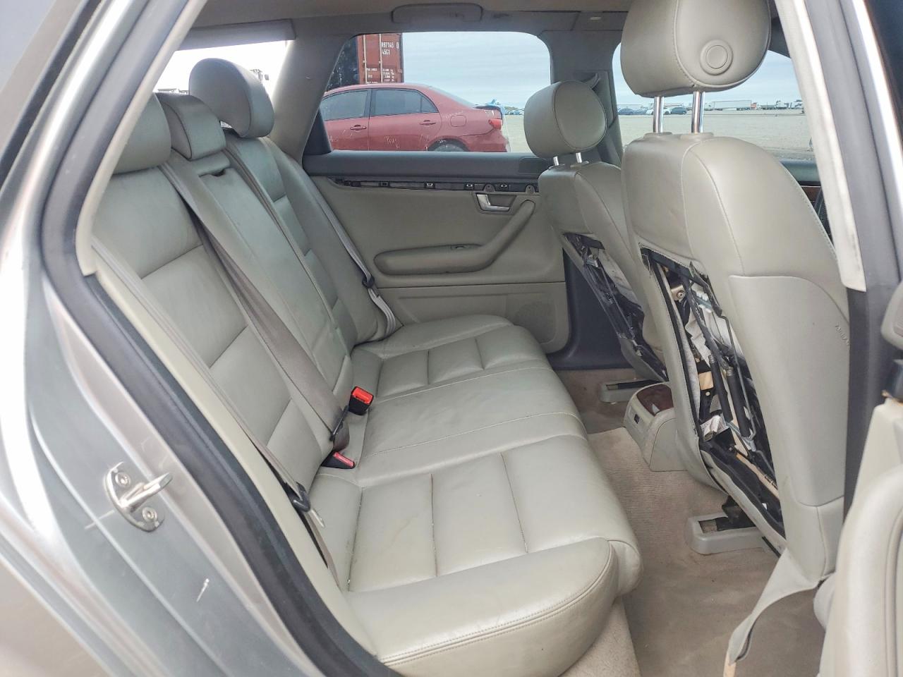 2003 Audi A4 3.0 Avant Quattro Серебряный vin: WAUVT68E83A176063