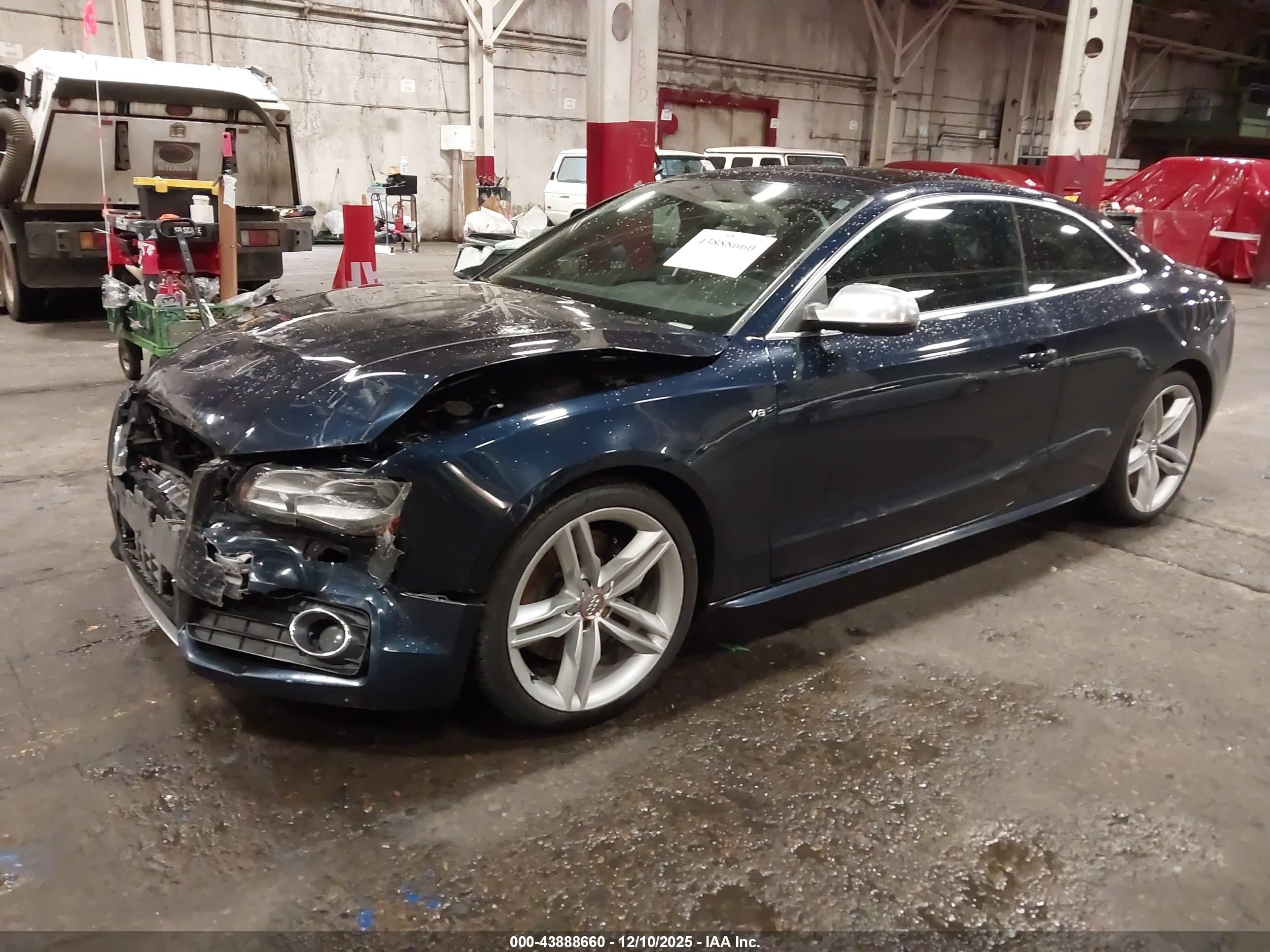 2010 Audi S5 4.2 Premium Plus Blue vin: WAUVVAFR0AA035620