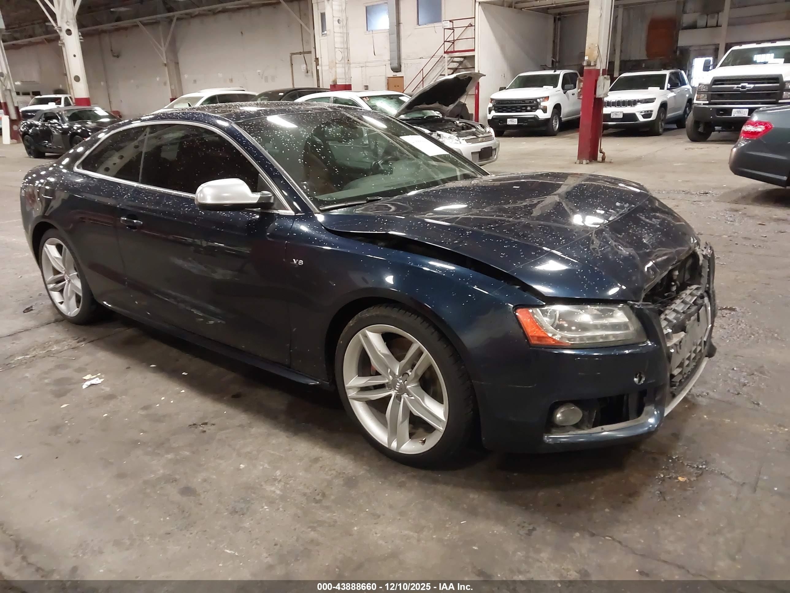 2010 Audi S5 4.2 Premium Plus Синий vin: WAUVVAFR0AA035620