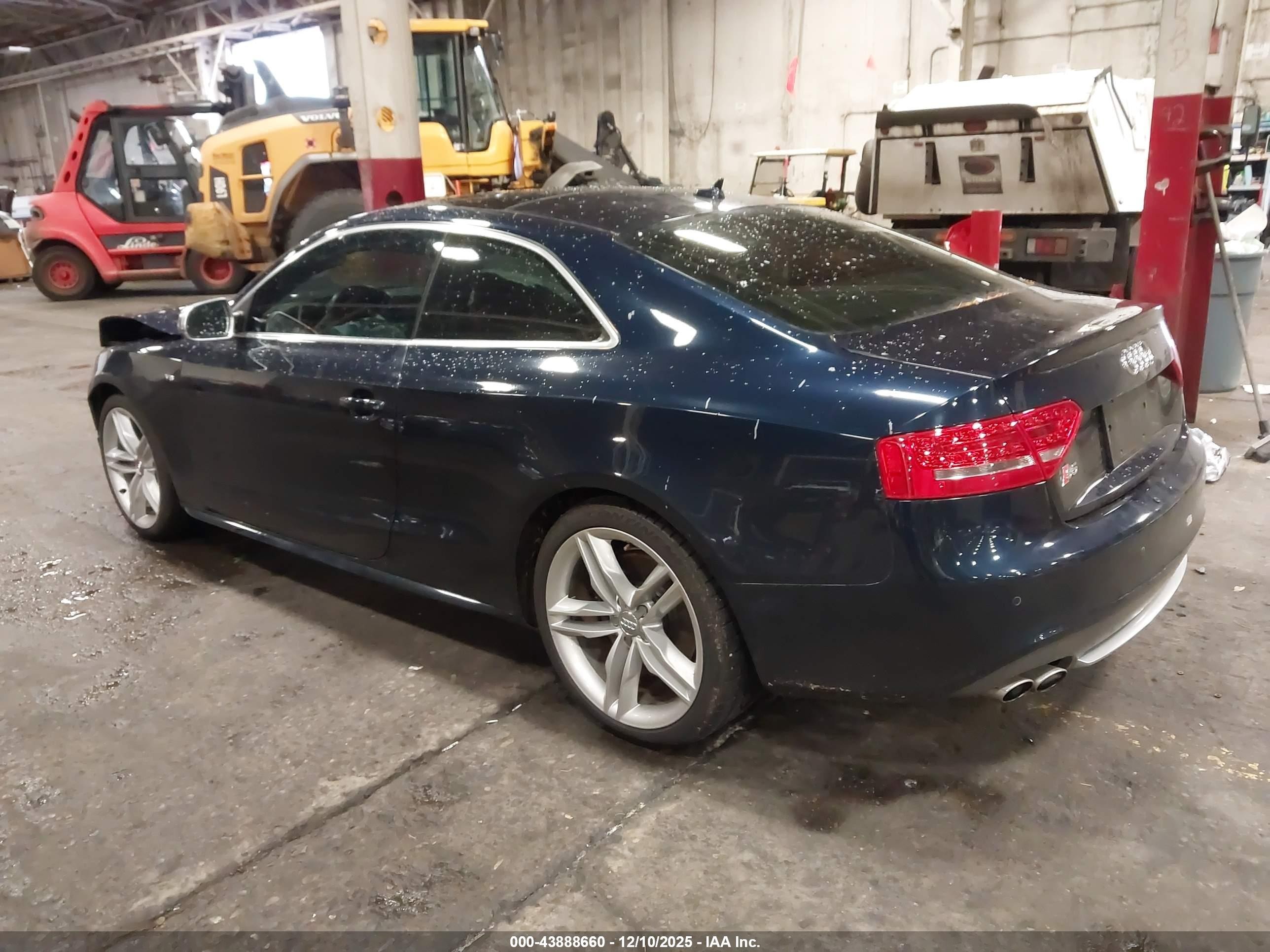 2010 Audi S5 4.2 Premium Plus Blue vin: WAUVVAFR0AA035620