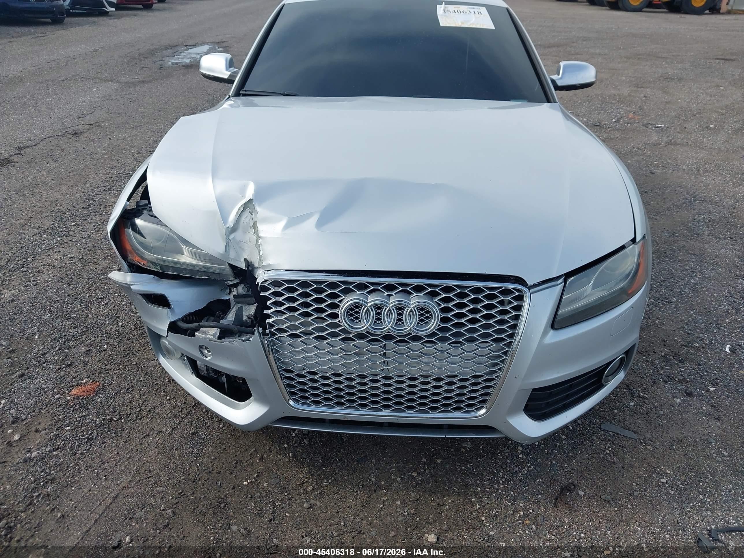 2011 Audi S5 4.2 Premium Plus Gray vin: WAUVVAFR0BA028622