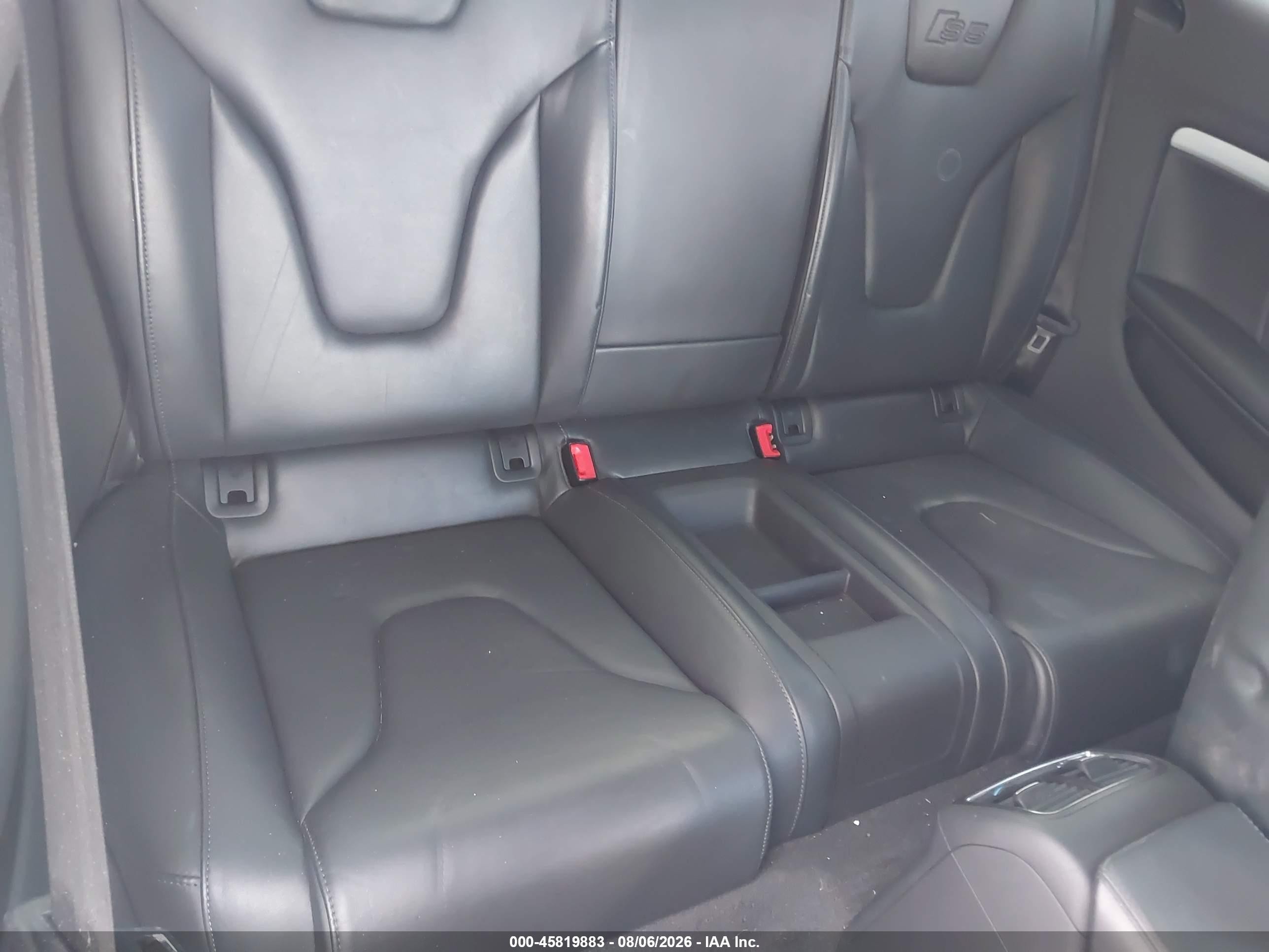 2011 Audi S5 4.2 Premium Plus White vin: WAUVVAFR1BA072614