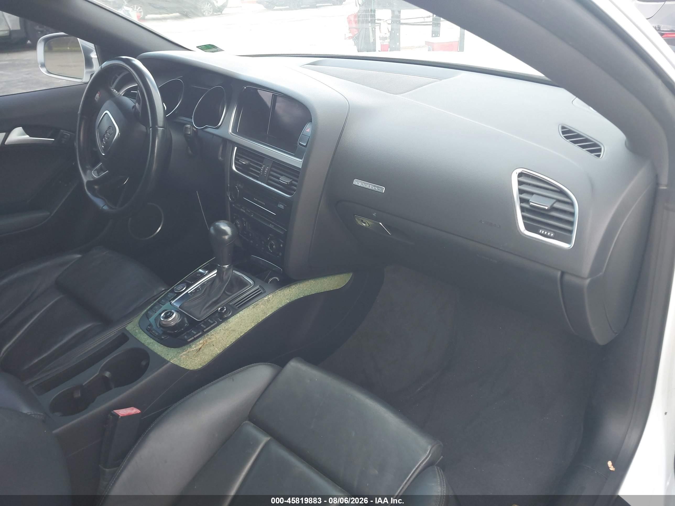 2011 Audi S5 4.2 Premium Plus White vin: WAUVVAFR1BA072614