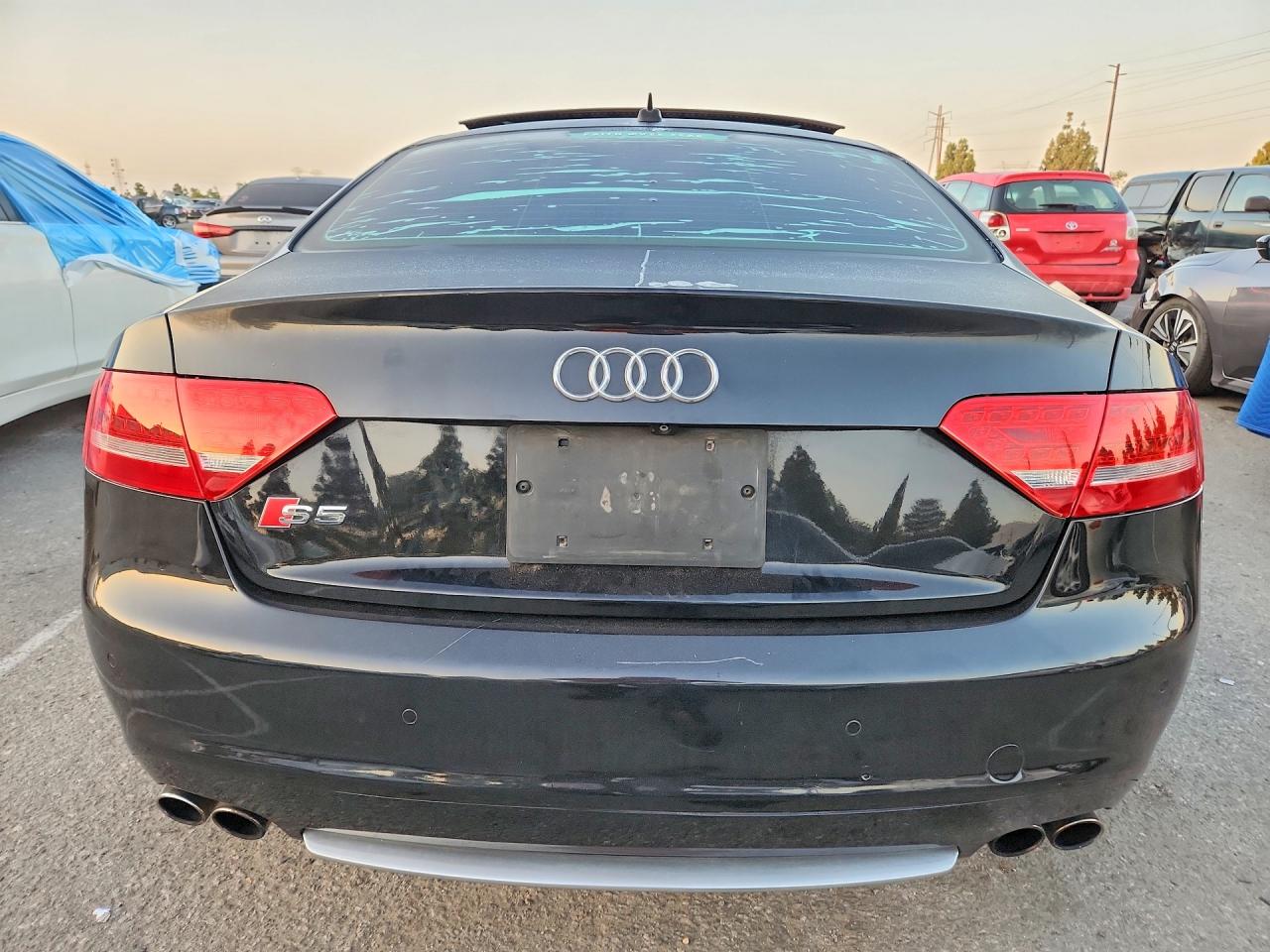 2010 Audi S5 Prestige Черный vin: WAUVVAFR4AA066630