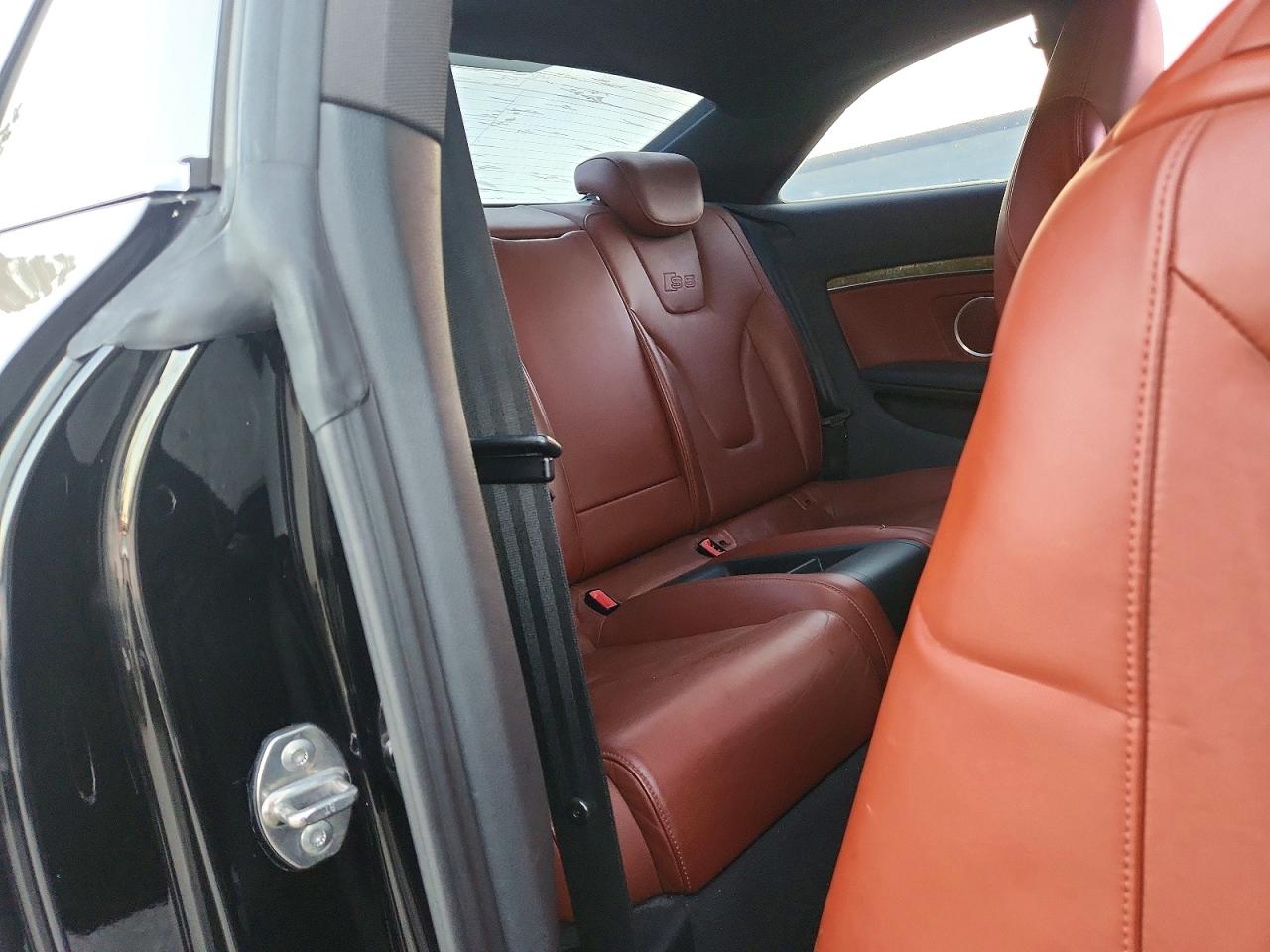 2010 Audi S5 Prestige Черный vin: WAUVVAFR4AA066630