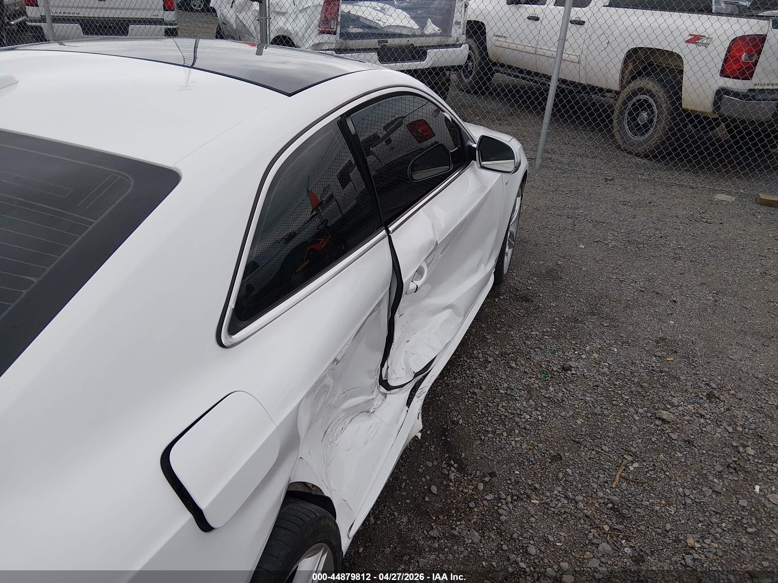 2012 Audi S5 4.2 Premium Plus White vin: WAUVVAFR4CA002655