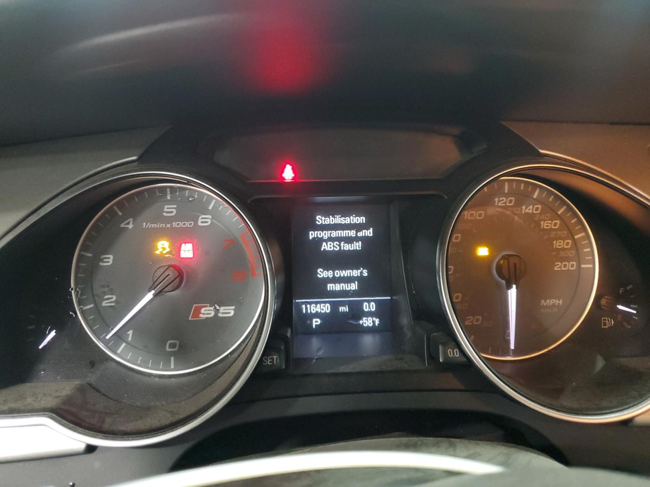 2011 Audi S5 Prestige Белый vin: WAUVVAFR5BA015784