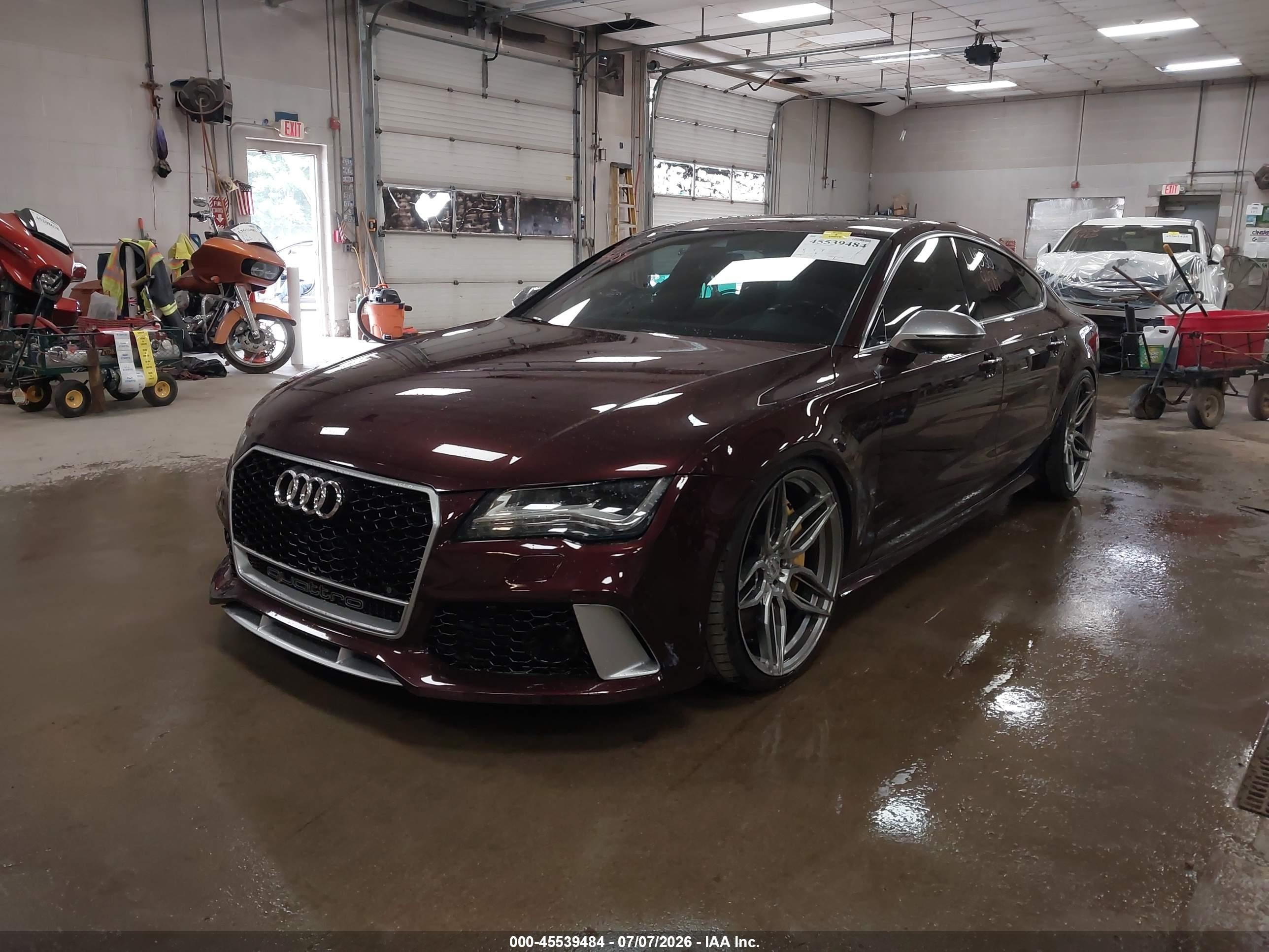 2014 Audi S7 4.0t Prestige Maroon vin: WAUW2AFC6EN076275