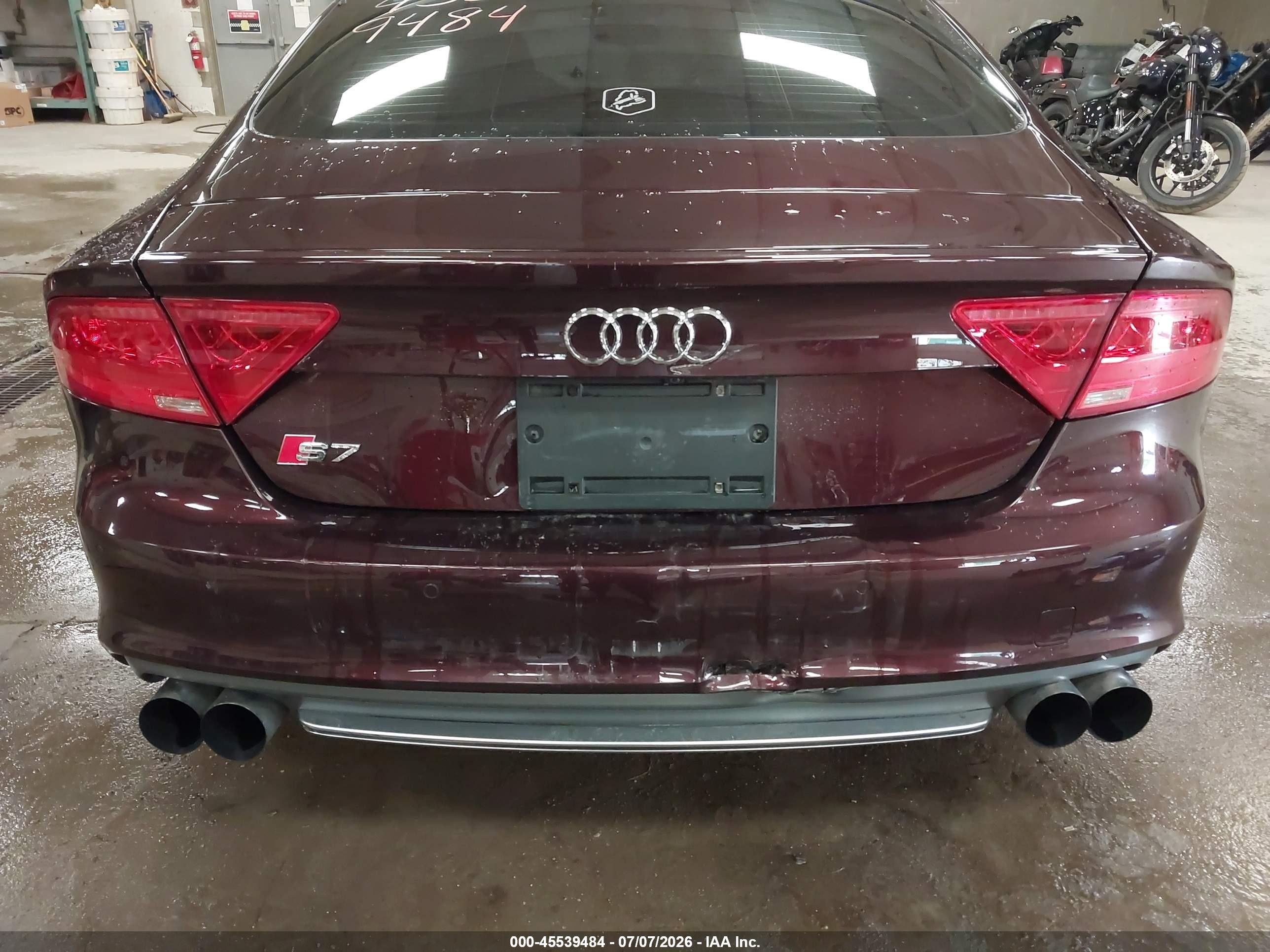 2014 Audi S7 4.0t Prestige Maroon vin: WAUW2AFC6EN076275
