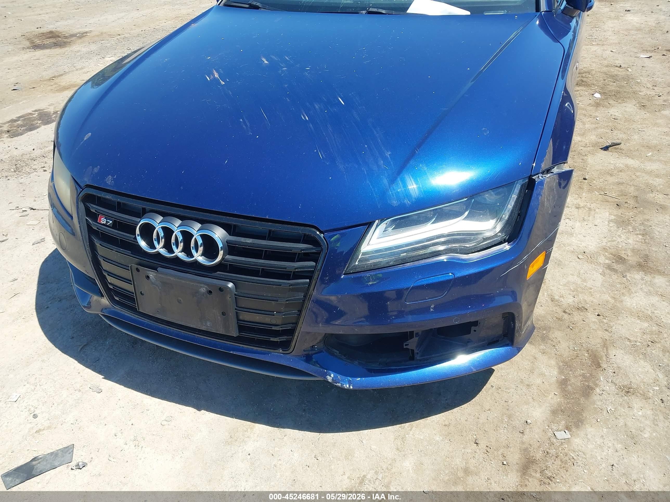2014 Audi S7 4.0t Prestige Blue vin: WAUW2AFC9EN154404