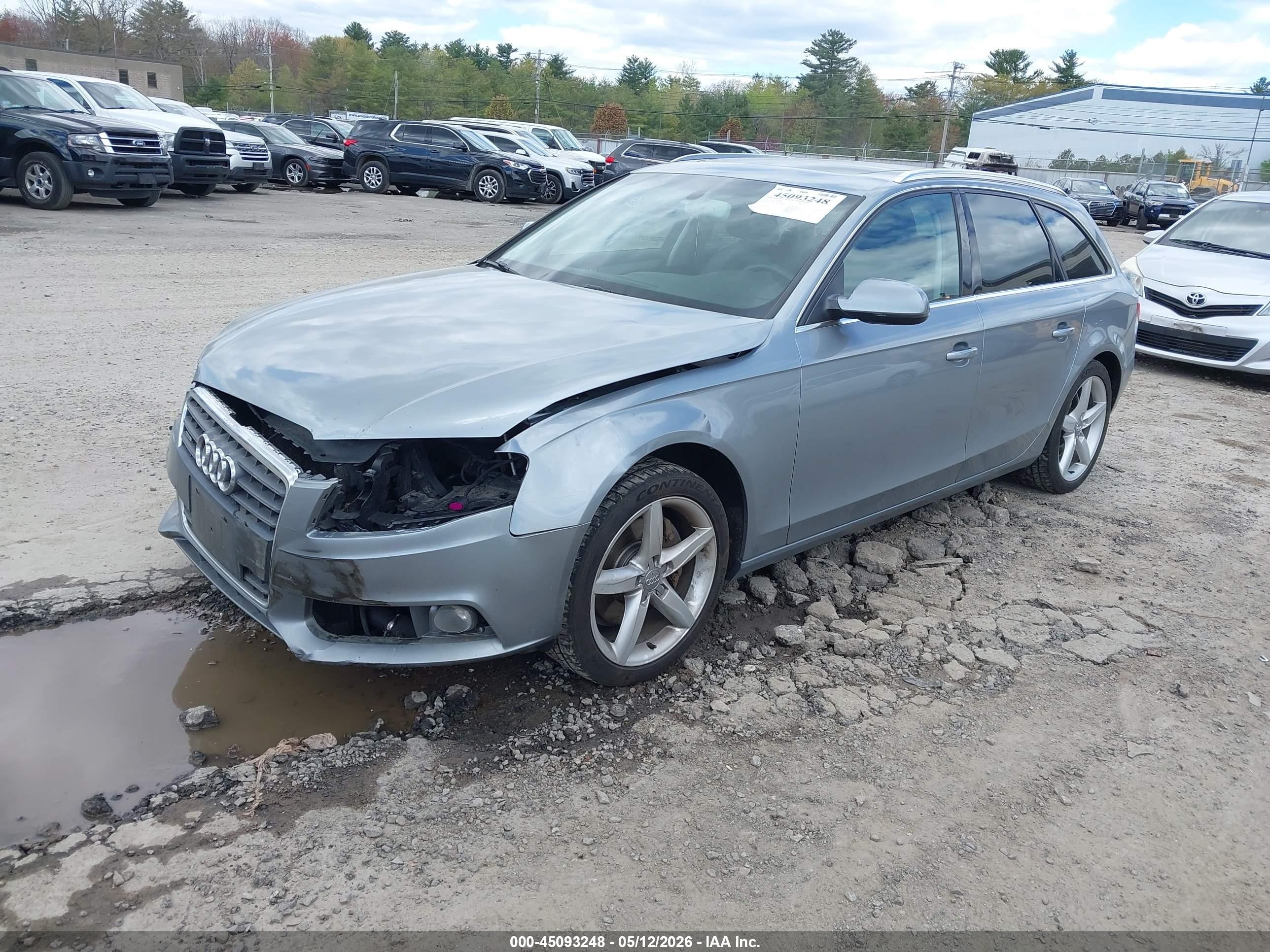 2011 Audi A4 2.0t Premium Серый vin: WAUWFAFL1BA035947