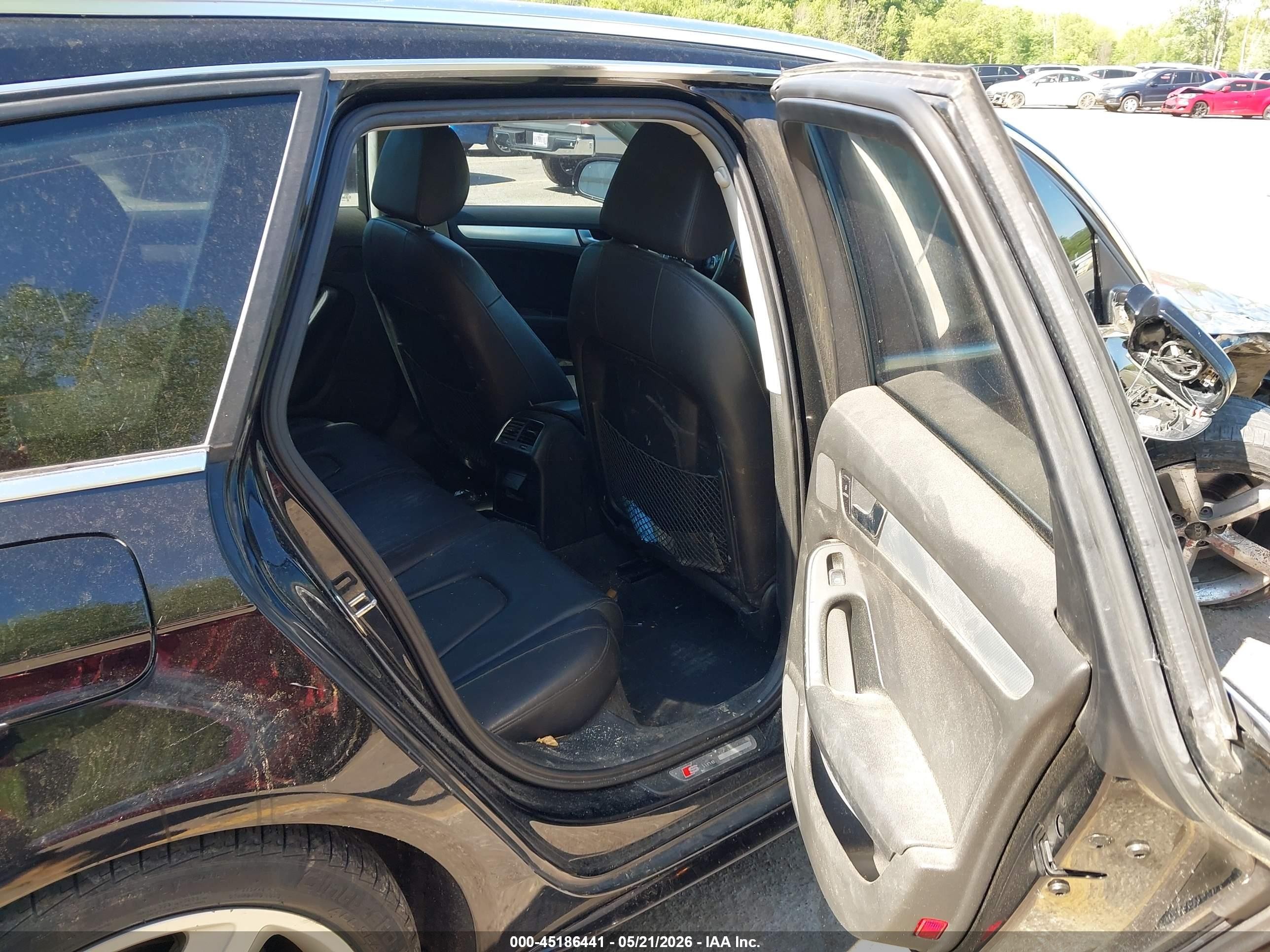 2012 Audi A4 2.0t Premium Black vin: WAUWFAFL4CA081533