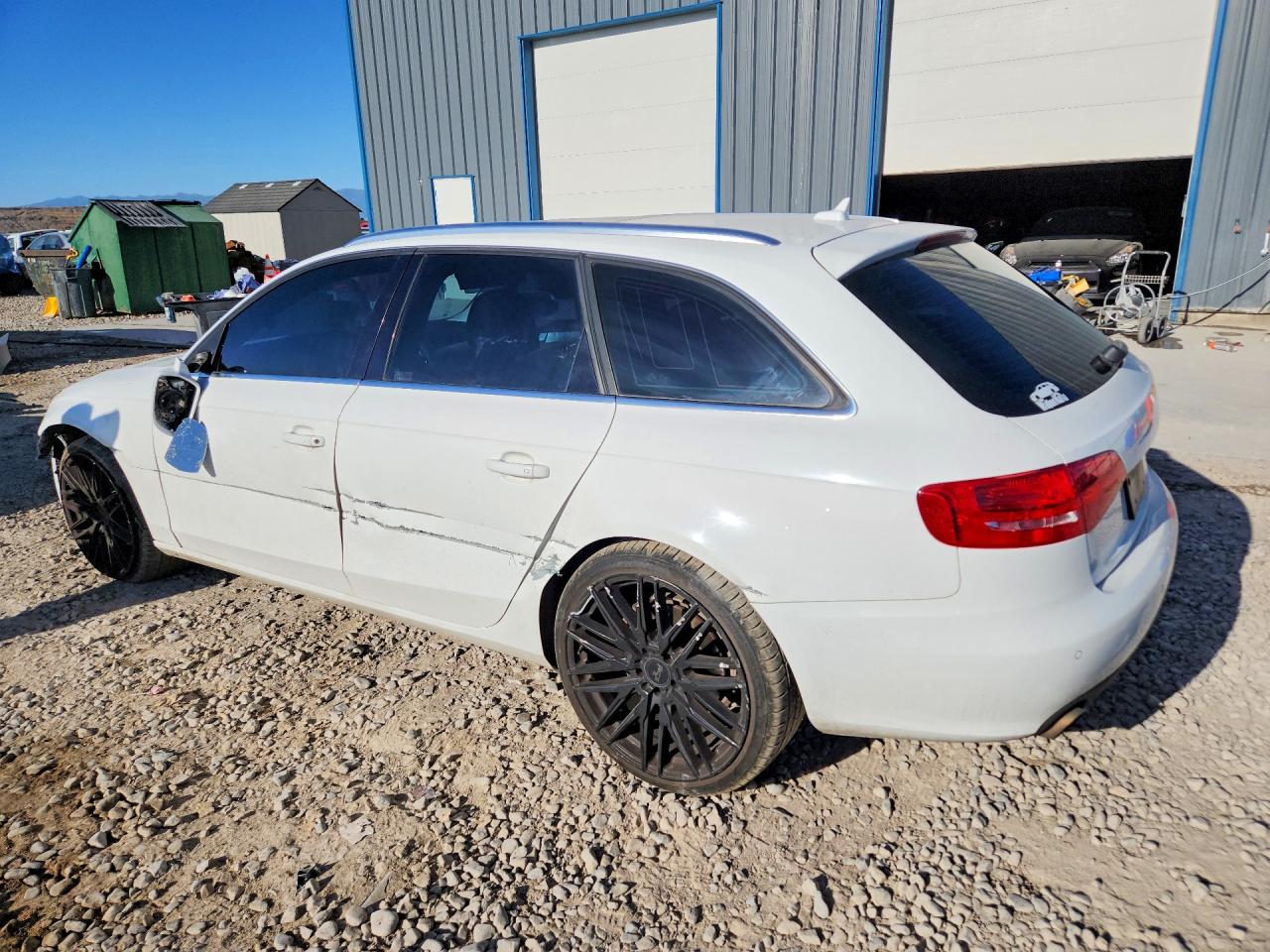 2010 Audi A4 Premium Plus White vin: WAUWFAFL5AA119896