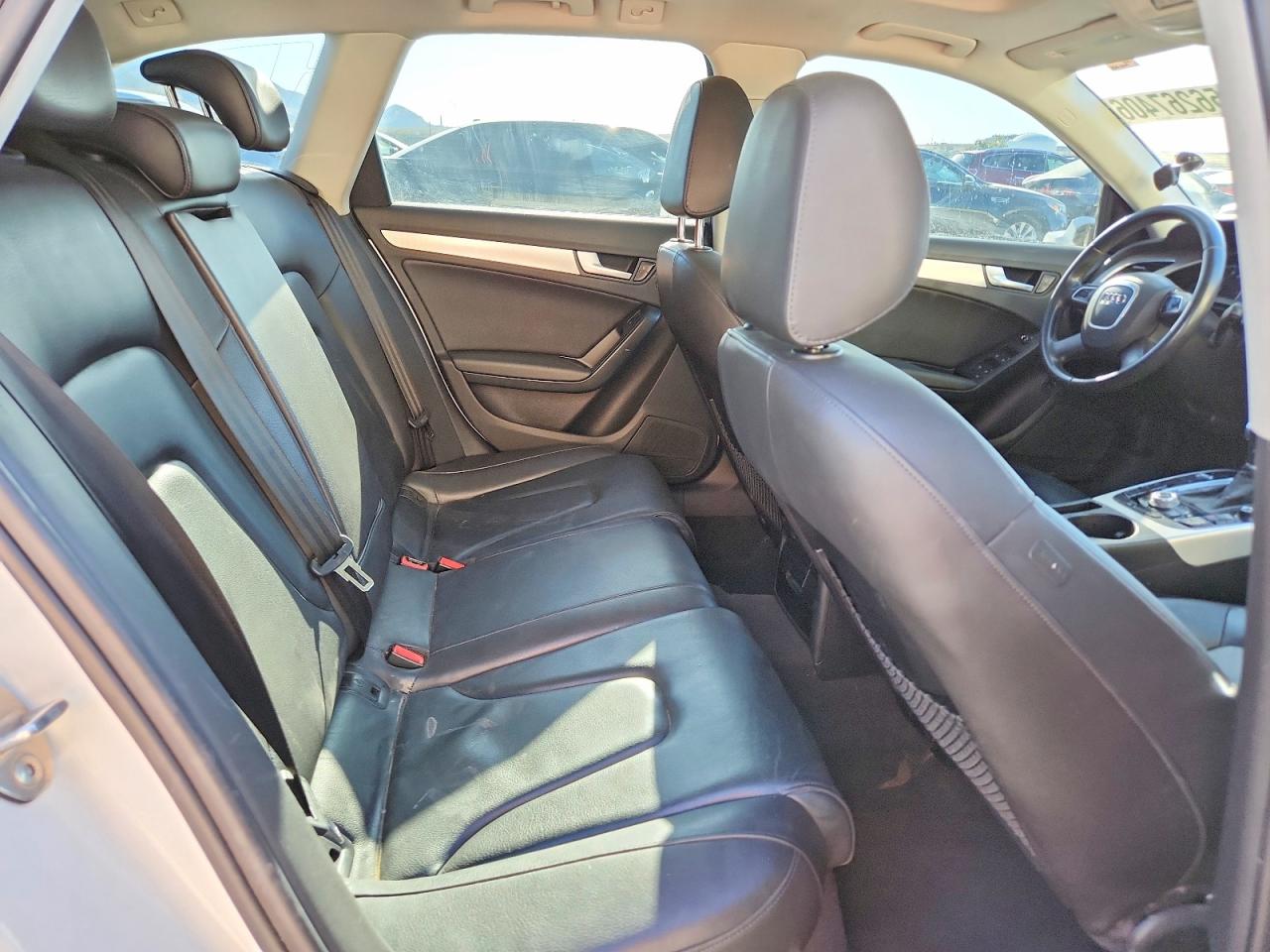 2010 Audi A4 Premium Plus White vin: WAUWFAFL5AA119896