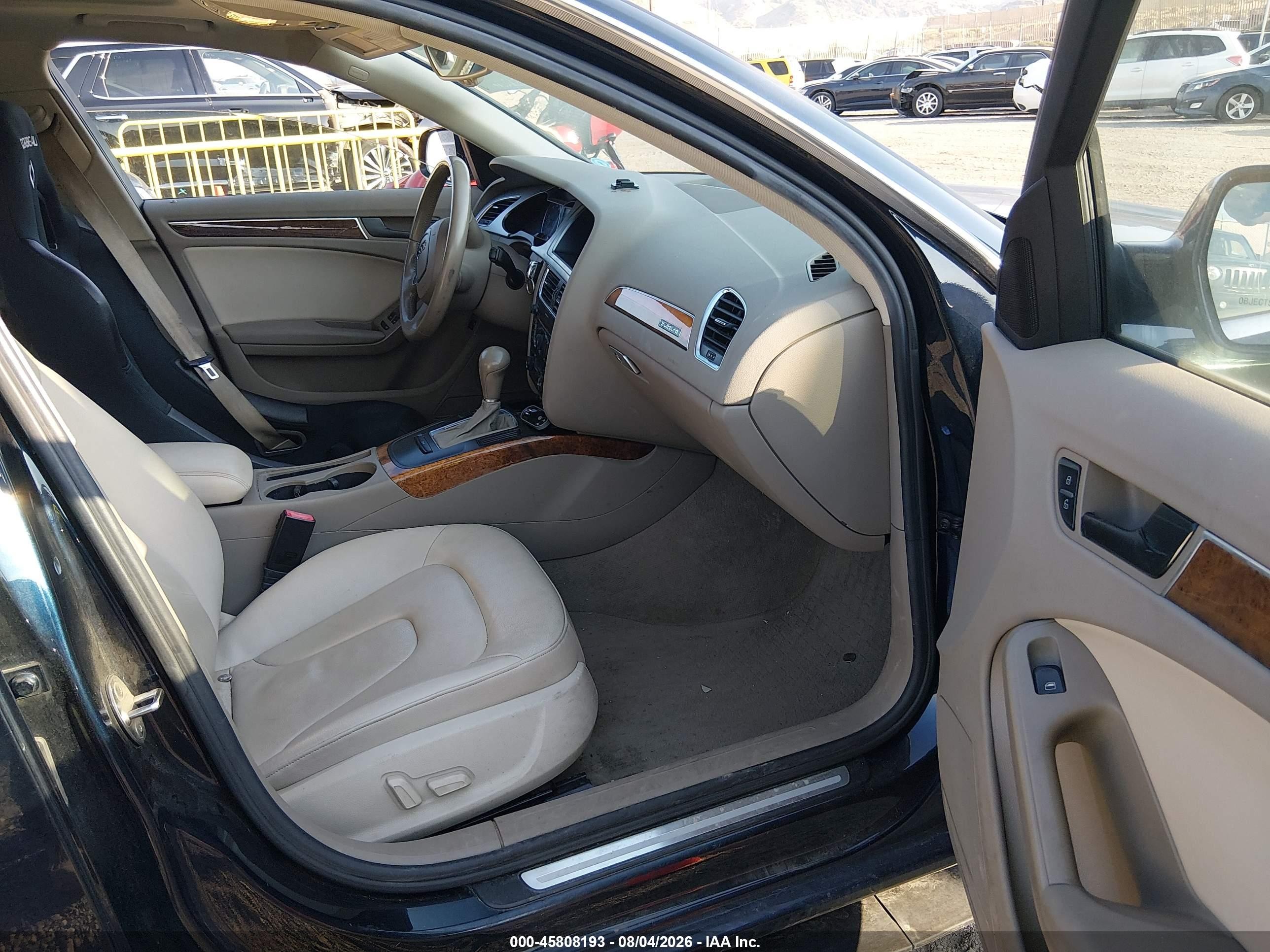 2011 Audi A4 2.0t Premium Синий vin: WAUWFAFL7BA076258
