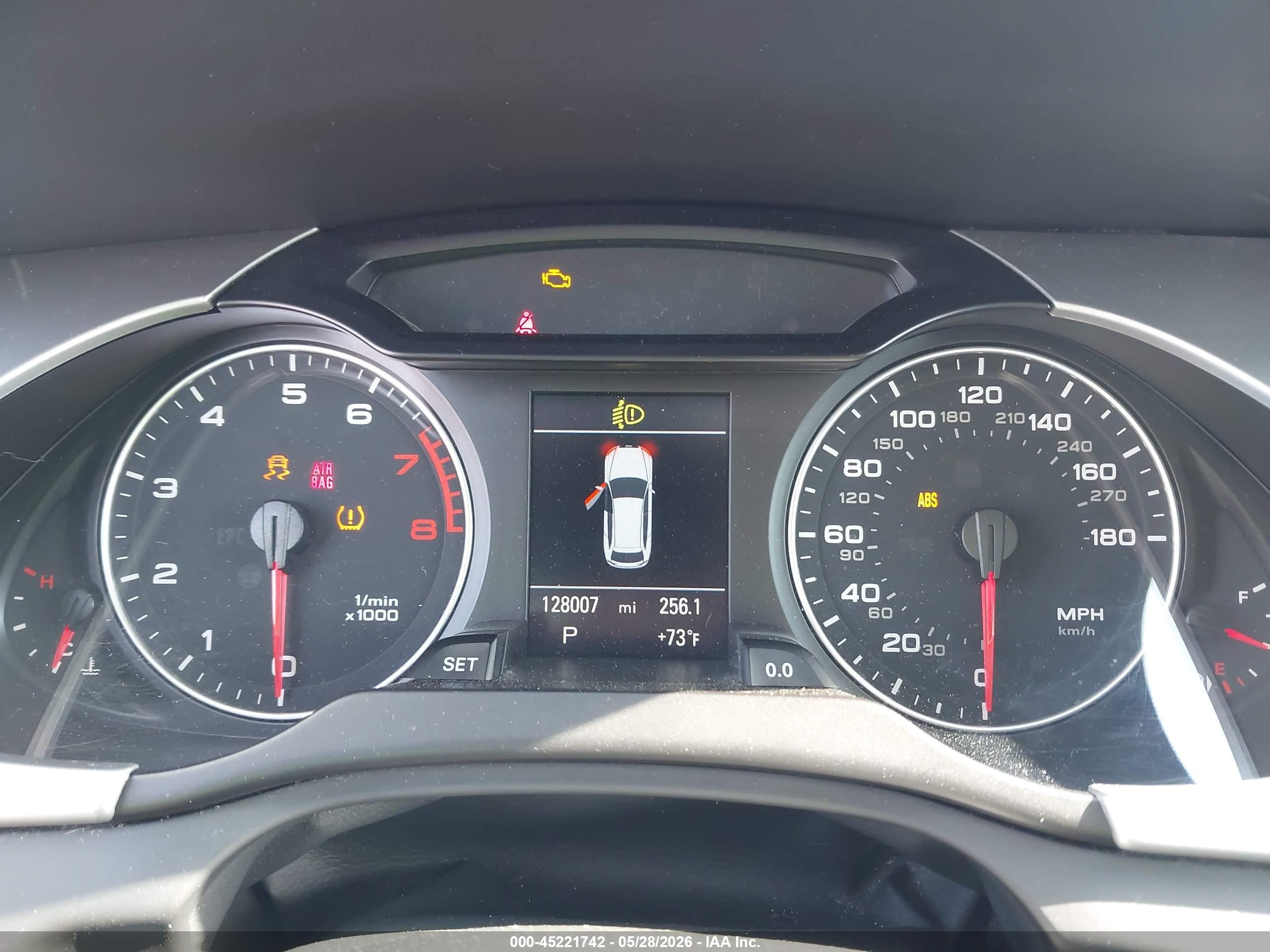 2011 Audi A4 2.0t Premium Silver vin: WAUWFAFL7BA082478