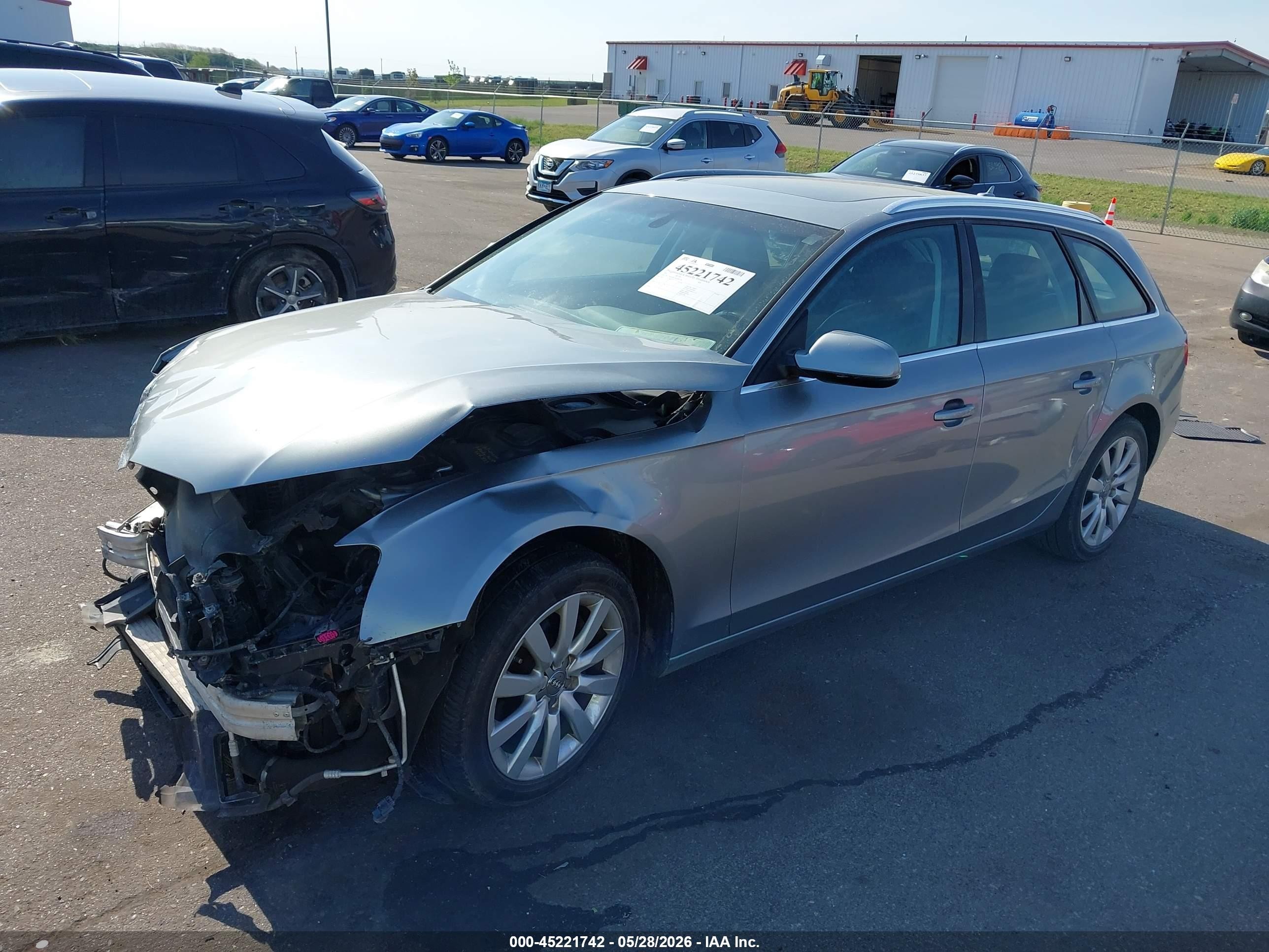 2011 Audi A4 2.0t Premium Silver vin: WAUWFAFL7BA082478