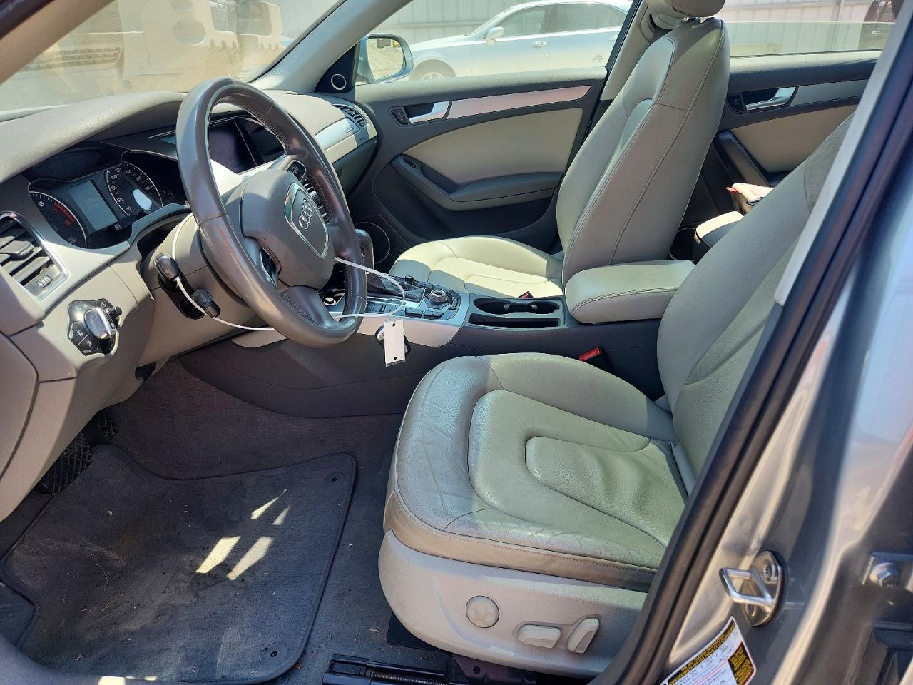 2011 Audi A4 Premium Plus Silver vin: WAUWFAFL7BA097109