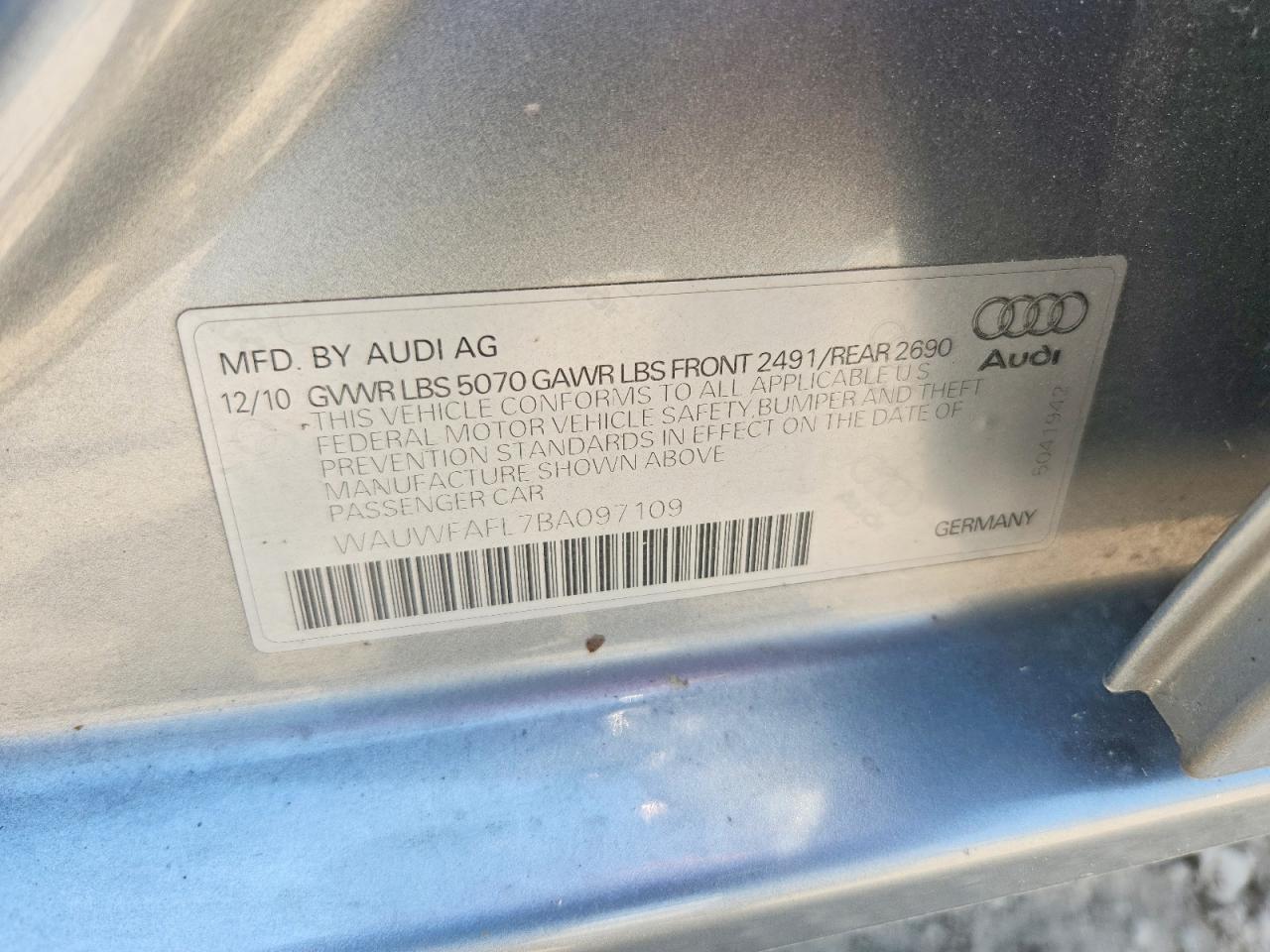 2011 Audi A4 Premium Plus Silver vin: WAUWFAFL7BA097109