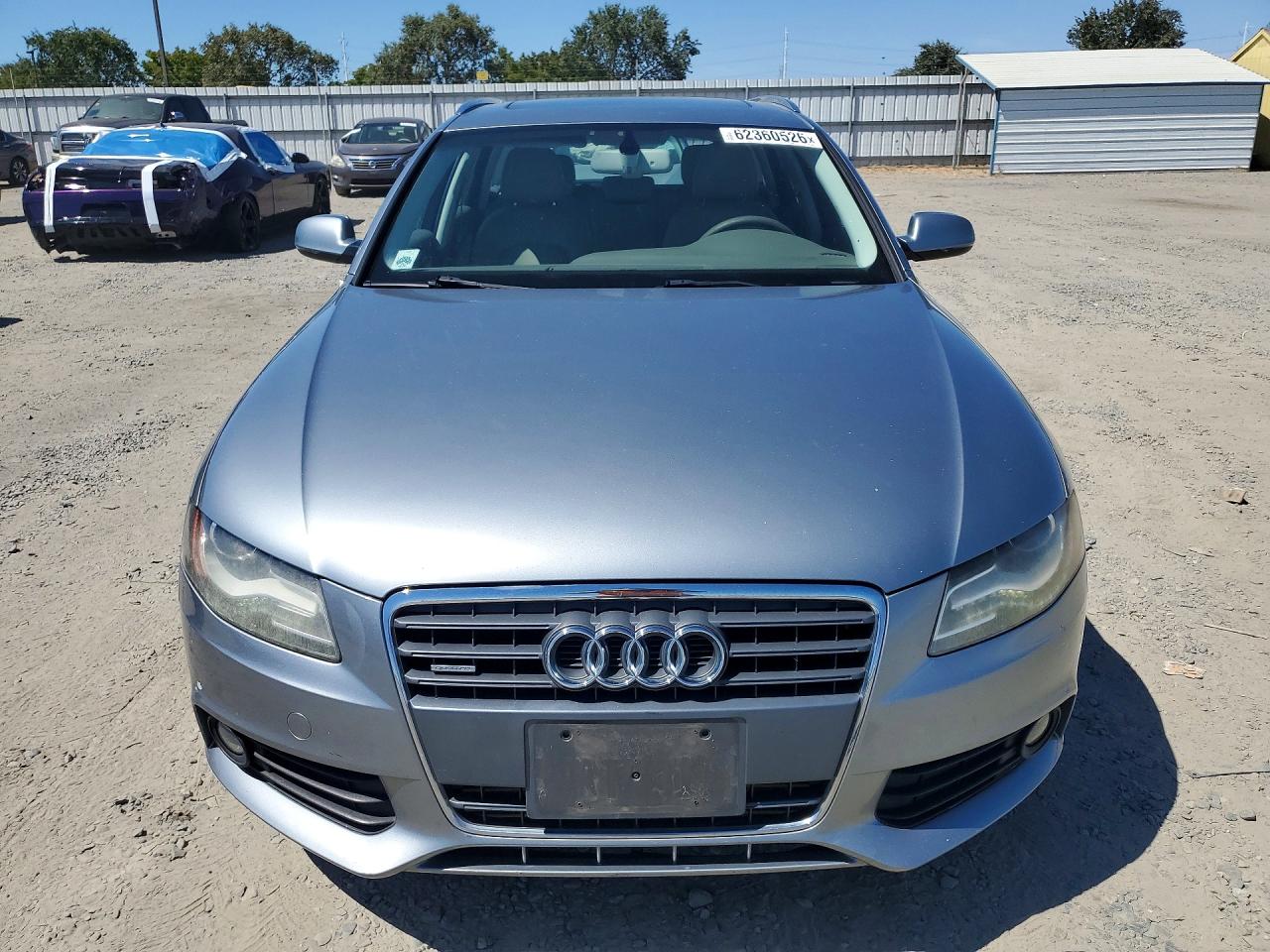 2011 Audi A4 Premium Plus Серый vin: WAUWFAFL8BA099807