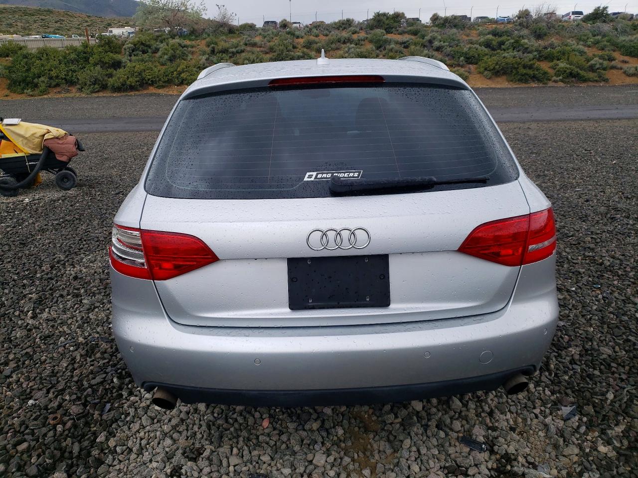 2011 Audi A4 Premium Plus Silver vin: WAUWFAFL9BA044024
