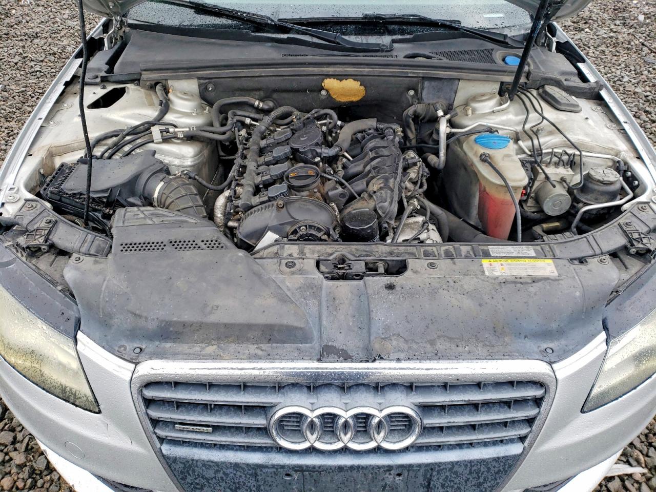 2011 Audi A4 Premium Plus Silver vin: WAUWFAFL9BA044024