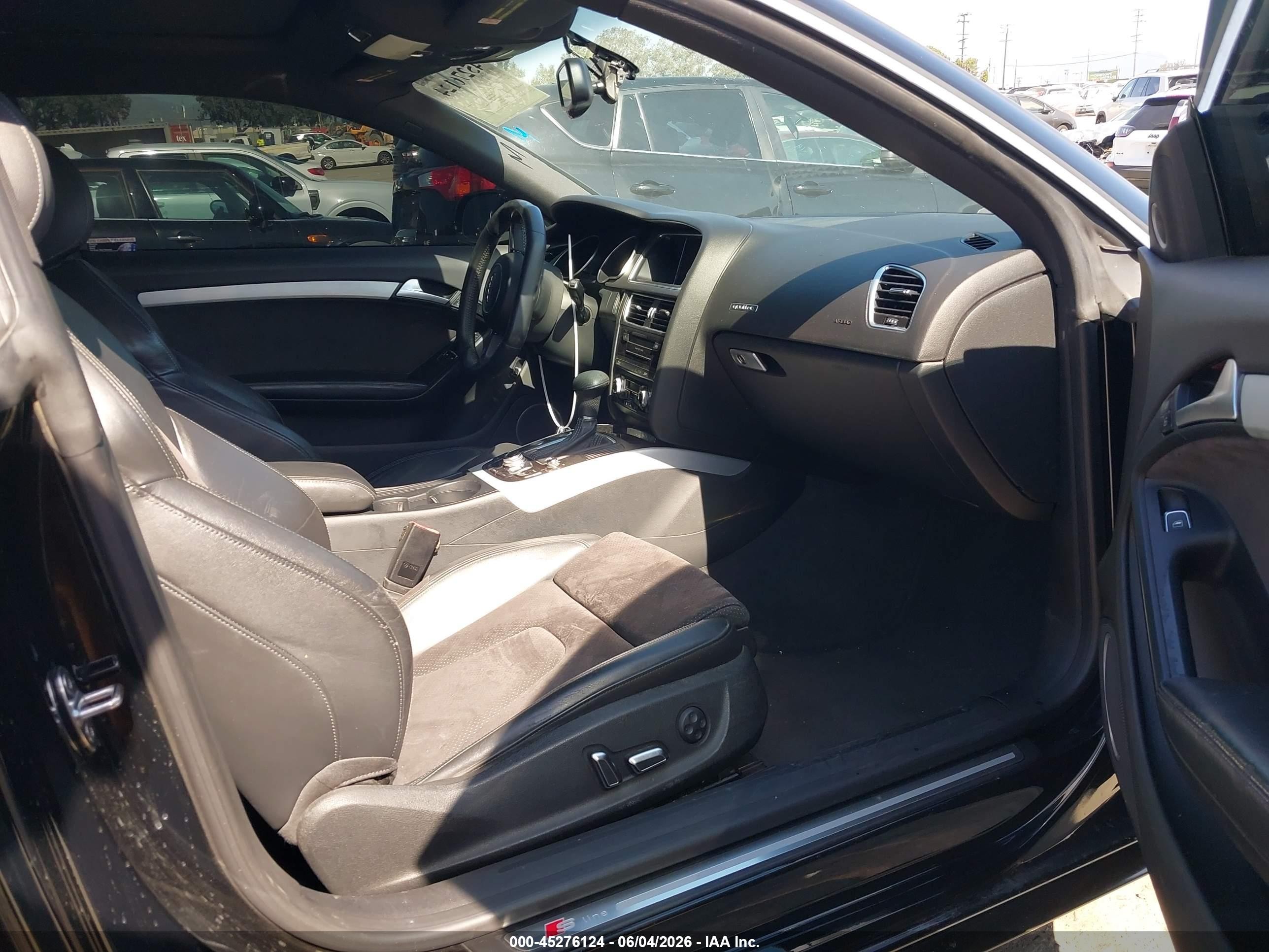2014 Audi A5 2.0t Premium Black vin: WAUWFAFR2EA016560