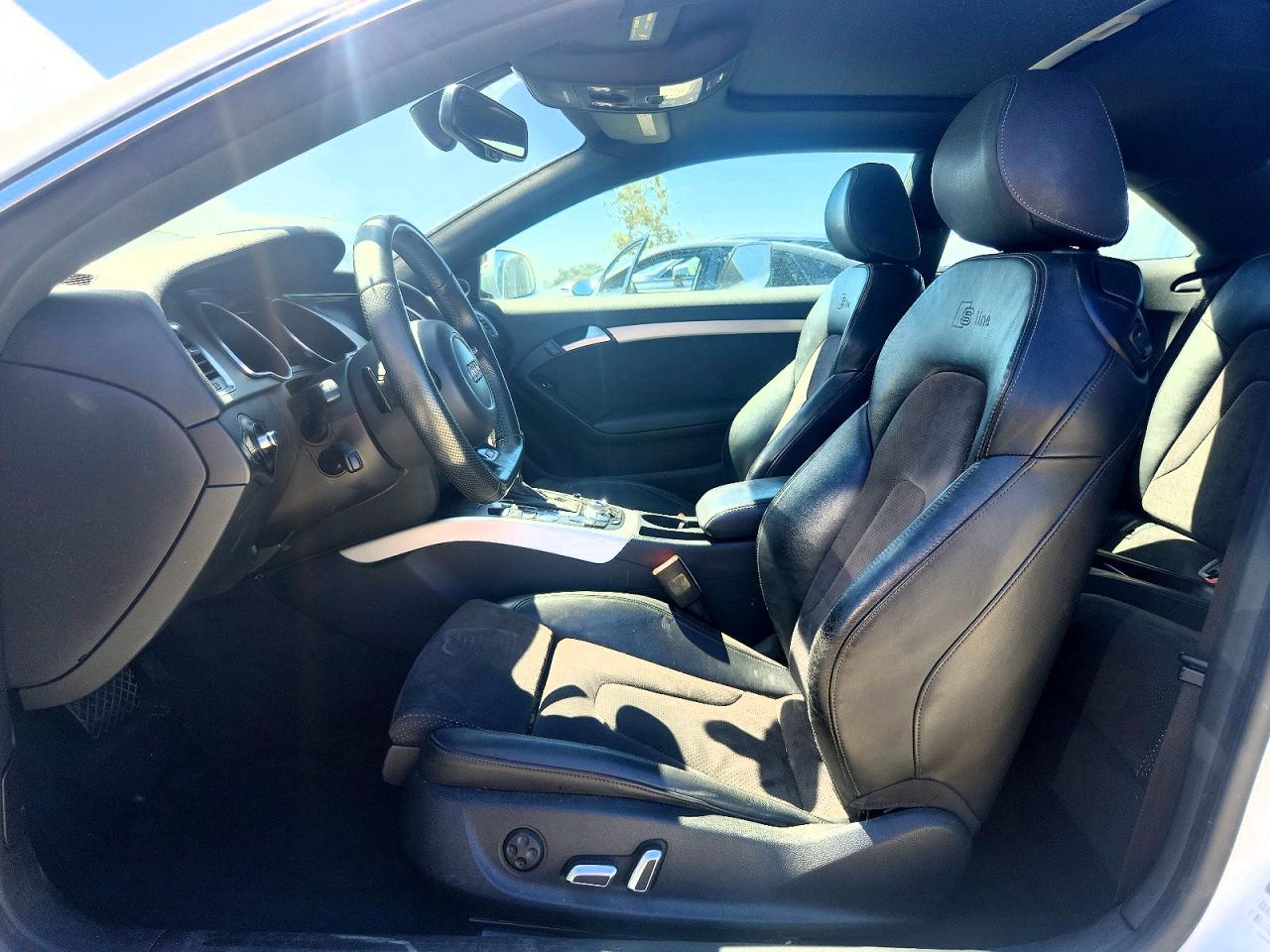 2013 Audi A5 Prestige White vin: WAUWFAFR8DA075529