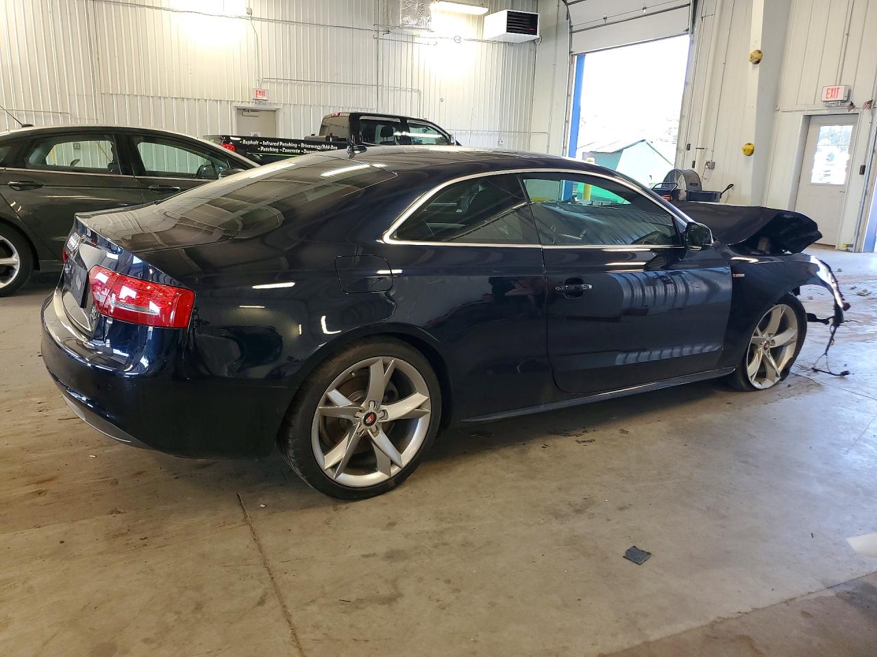 2011 Audi A5 Prestige Blue vin: WAUWFAFRXBA021162